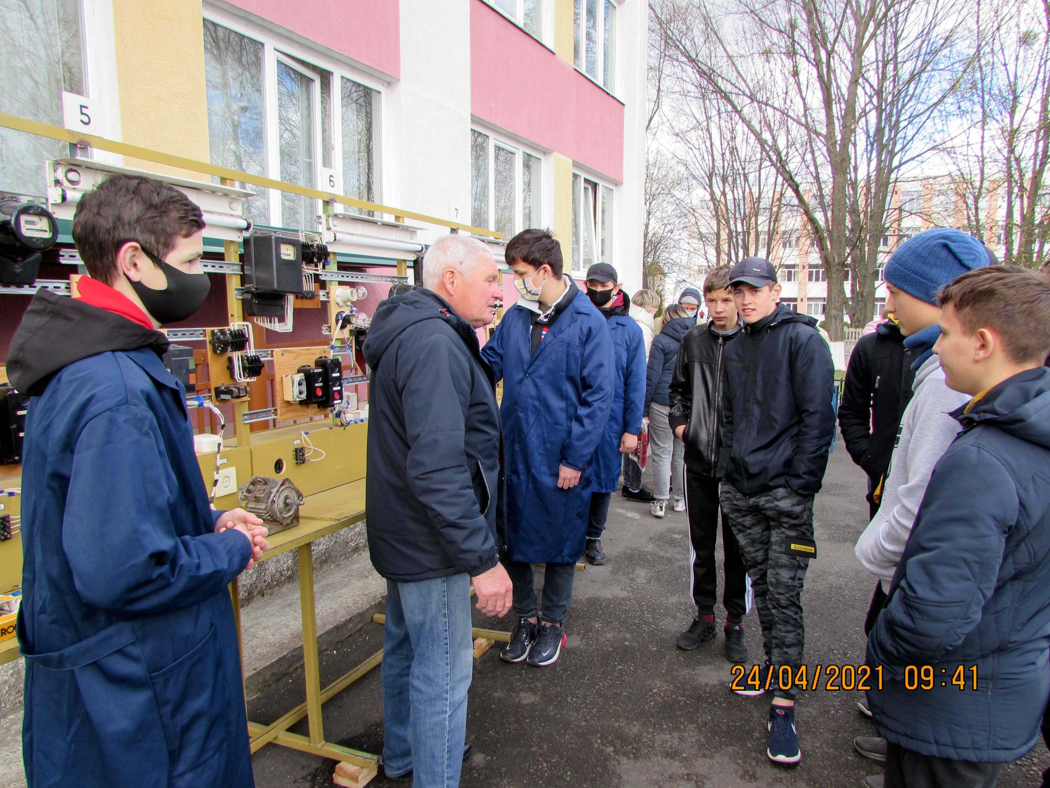 Промо-акция Выбираешь профессию - выбираешь будущее фото 2