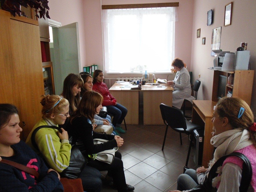 Фильмогруппа по материалам ЦРБ Счастливое материнство с обсуждением специалиста