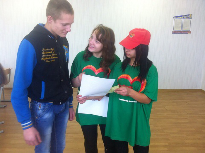 Акция Молодёжь против СПИДА фото 1