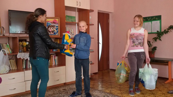 Акция милосердия Подари лучик света детям фото 2