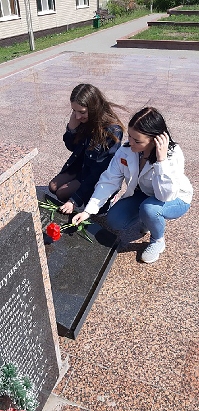 Благоустройство братской могилы фото 2