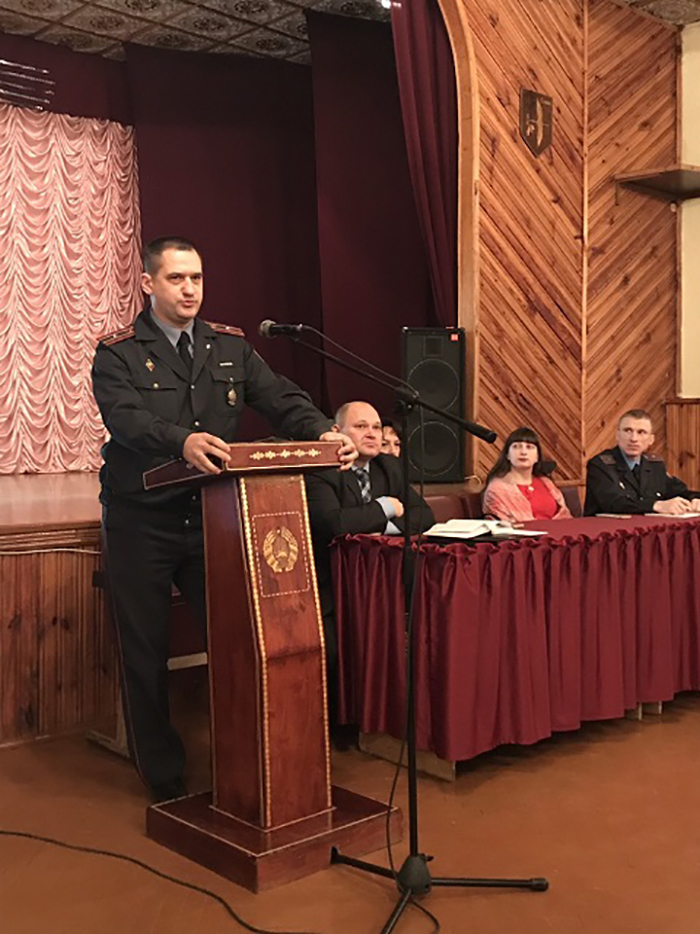 Круглый стол Права и обязанности молодёжи в Республике Беларусь. Ответственность за правонарушения фото 2