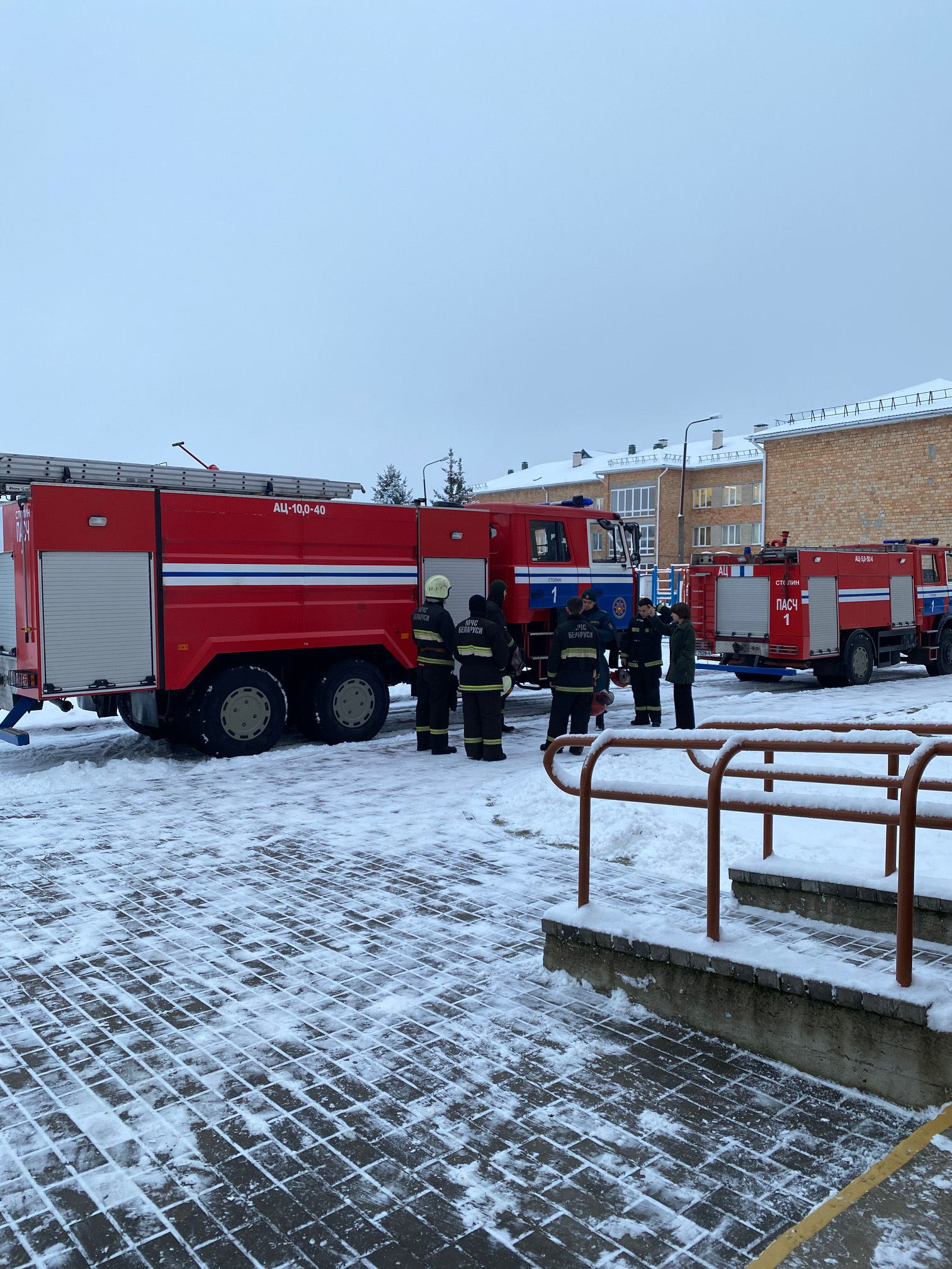 Учебная тренировка по пожаротушению и эвакуации фото 1