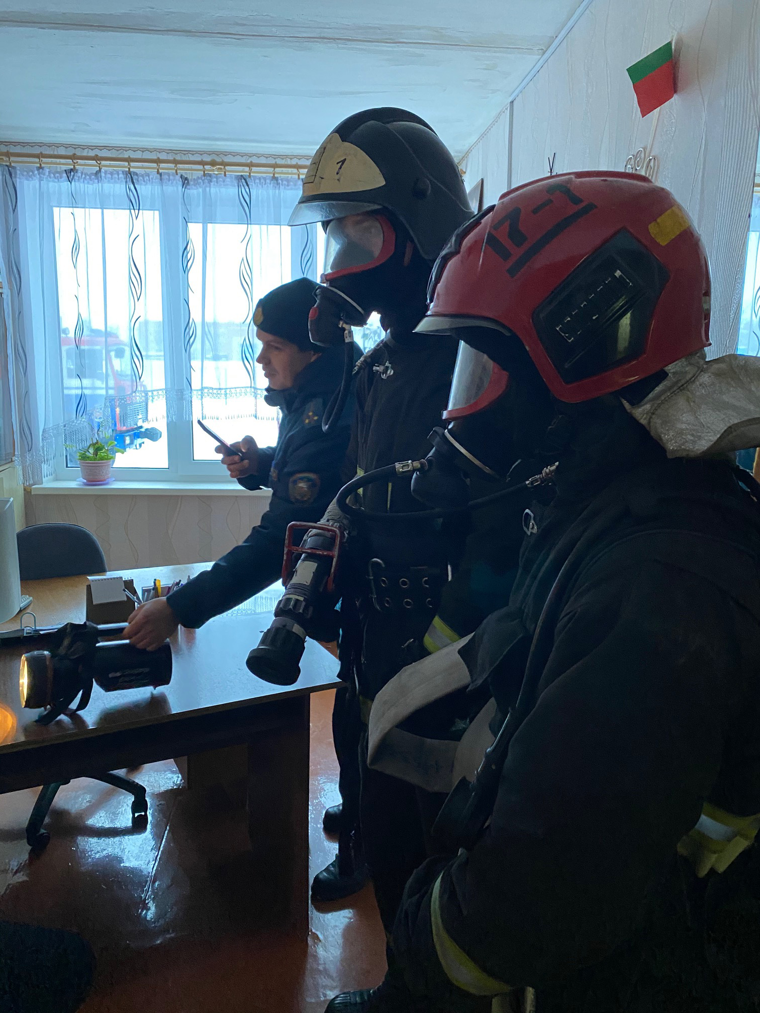 Учебная тренировка по пожаротушению и эвакуации фото 5