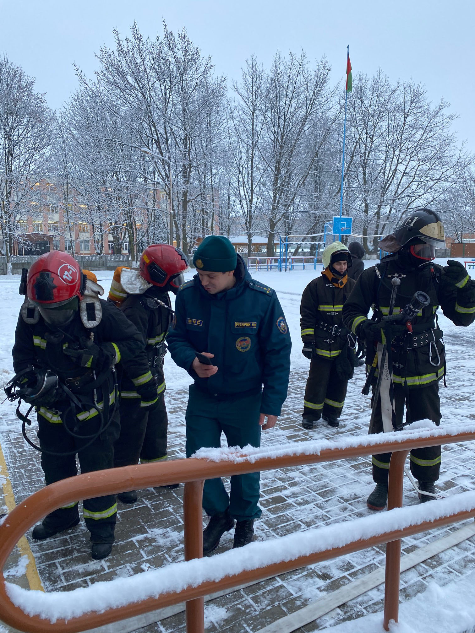 Учебная тренировка по пожаротушению и эвакуации фото 7