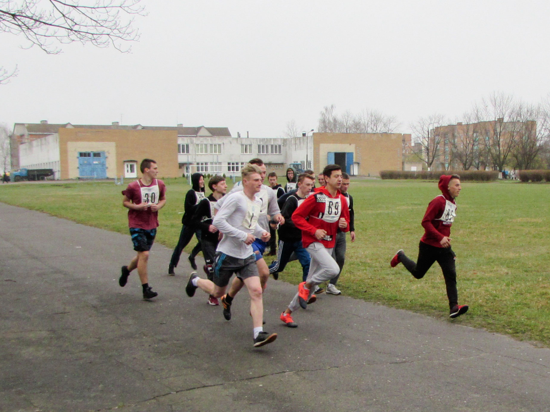 Весенний легкоатлетический кросс фото 1