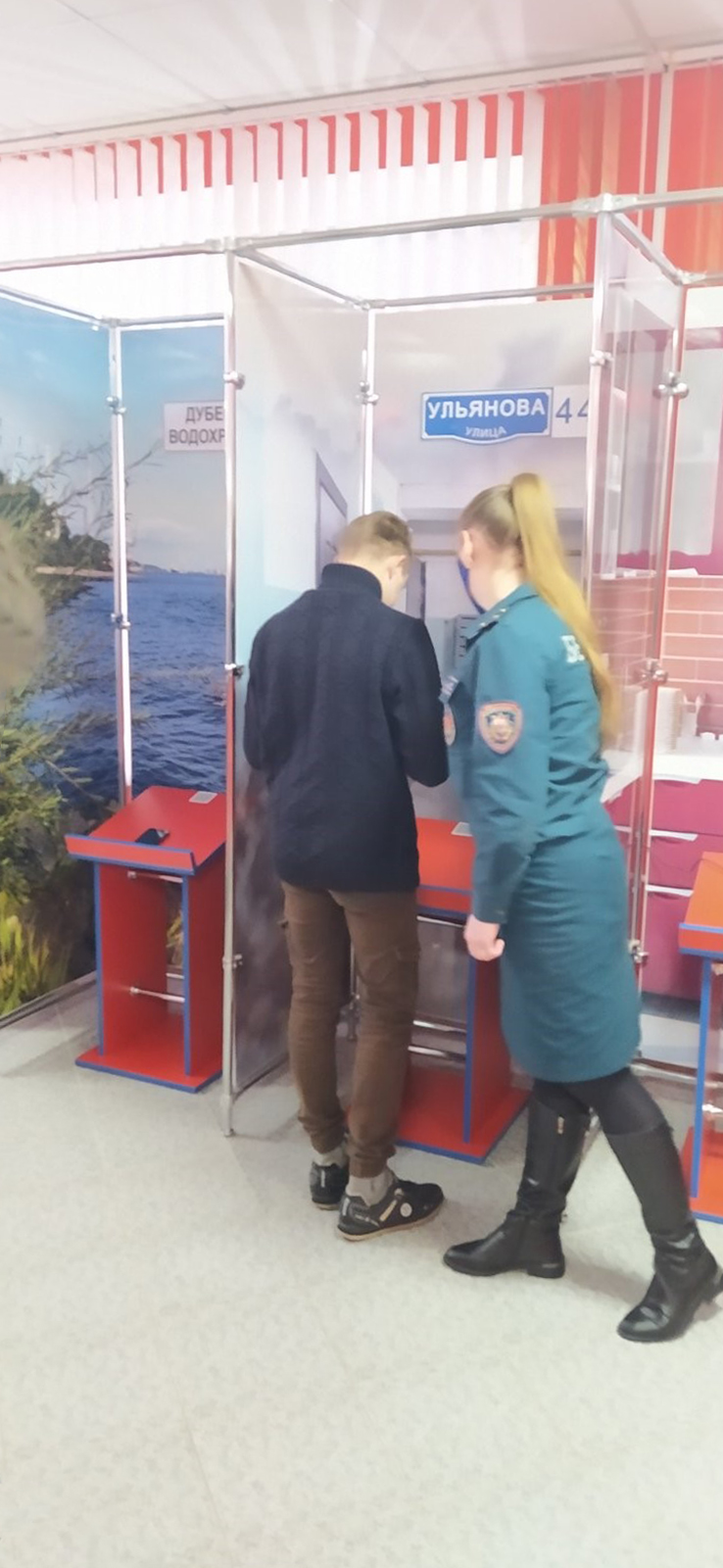 Посещение Центра безопасности Столинского РОЧС фото 7