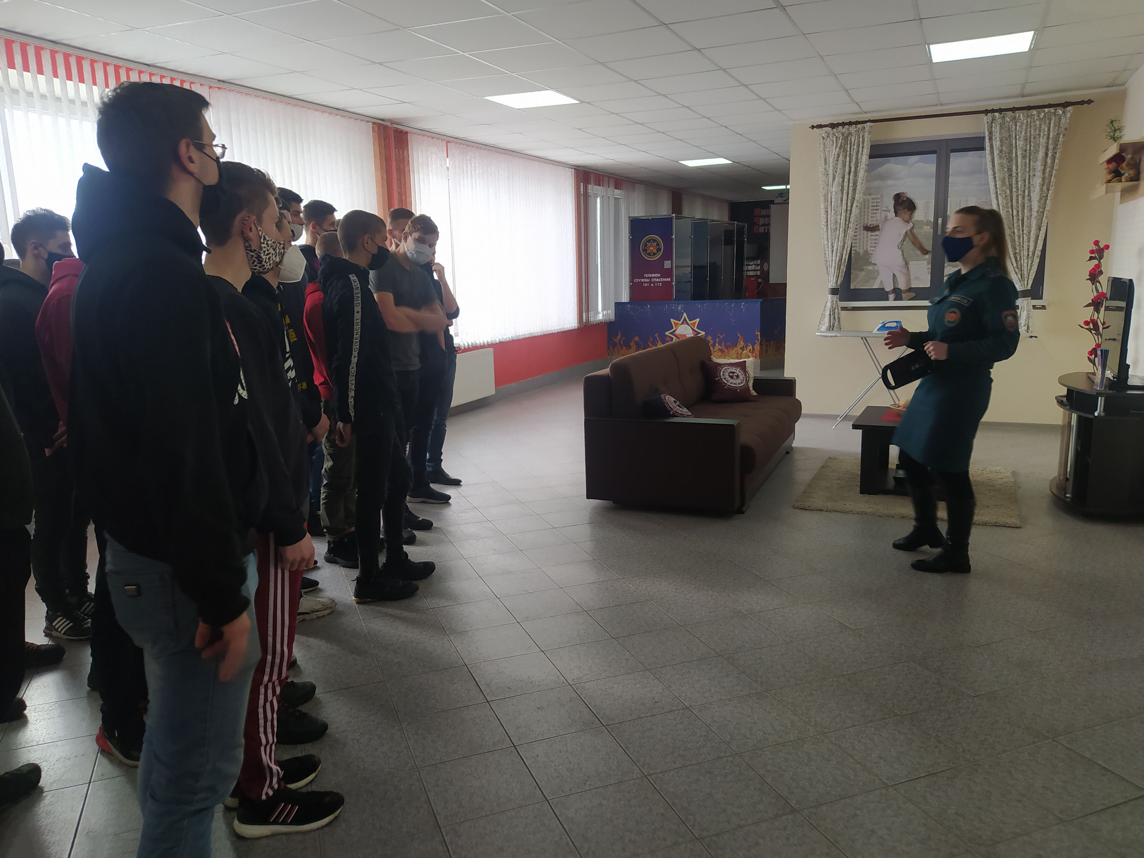 Посещение Центра безопасности Столинского РОЧС фото 1
