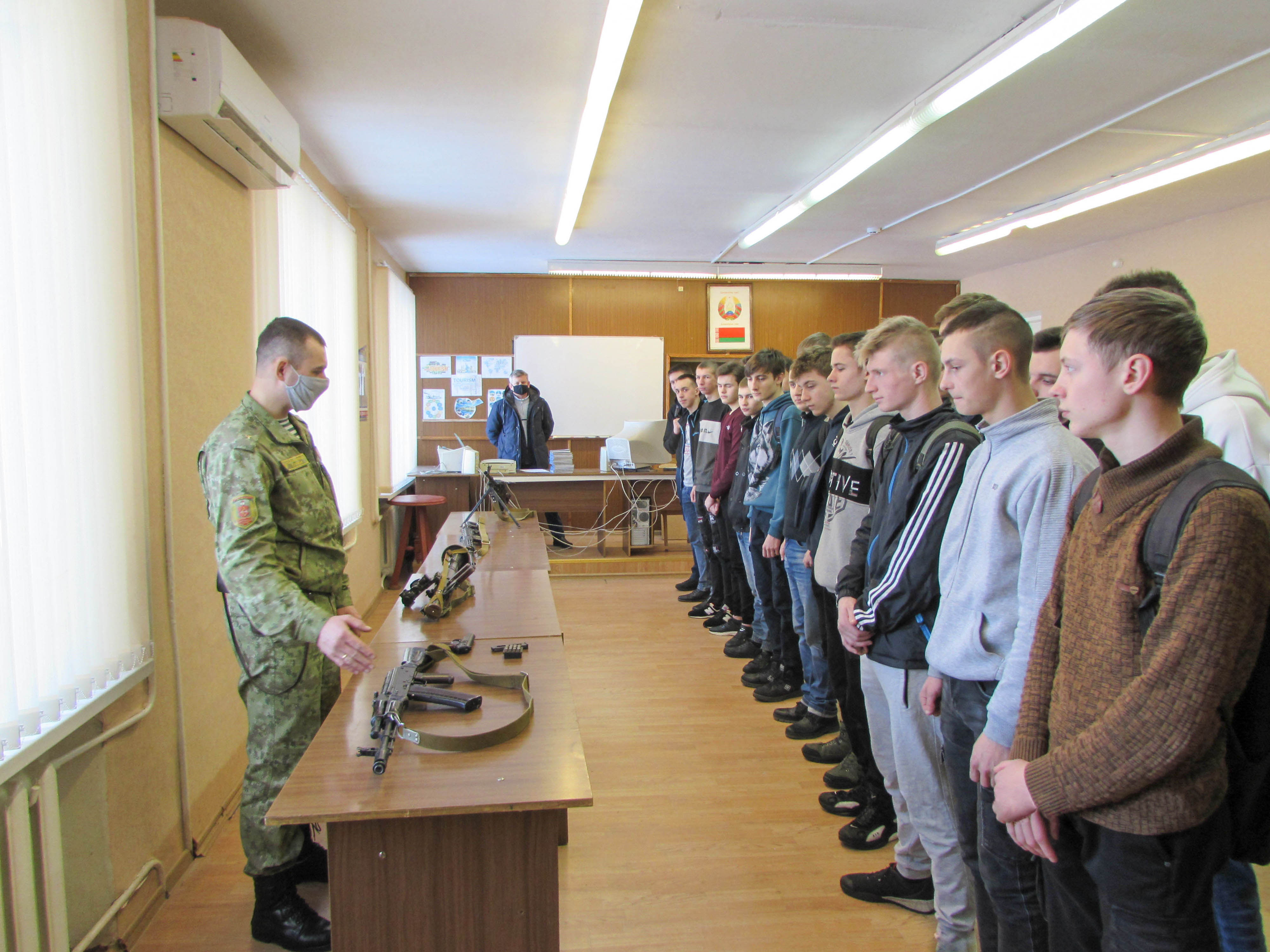 Выставка стрелкового оружия фото 1