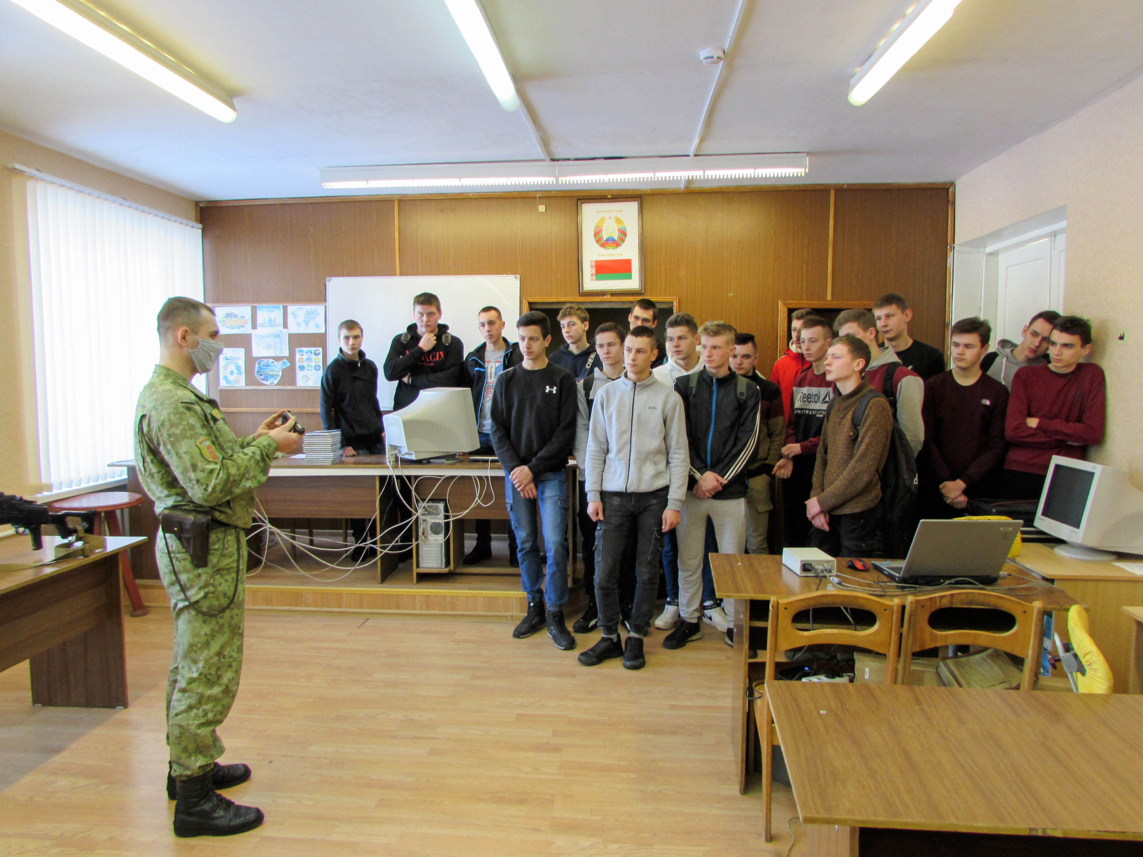 Выставка стрелкового оружия фото 2