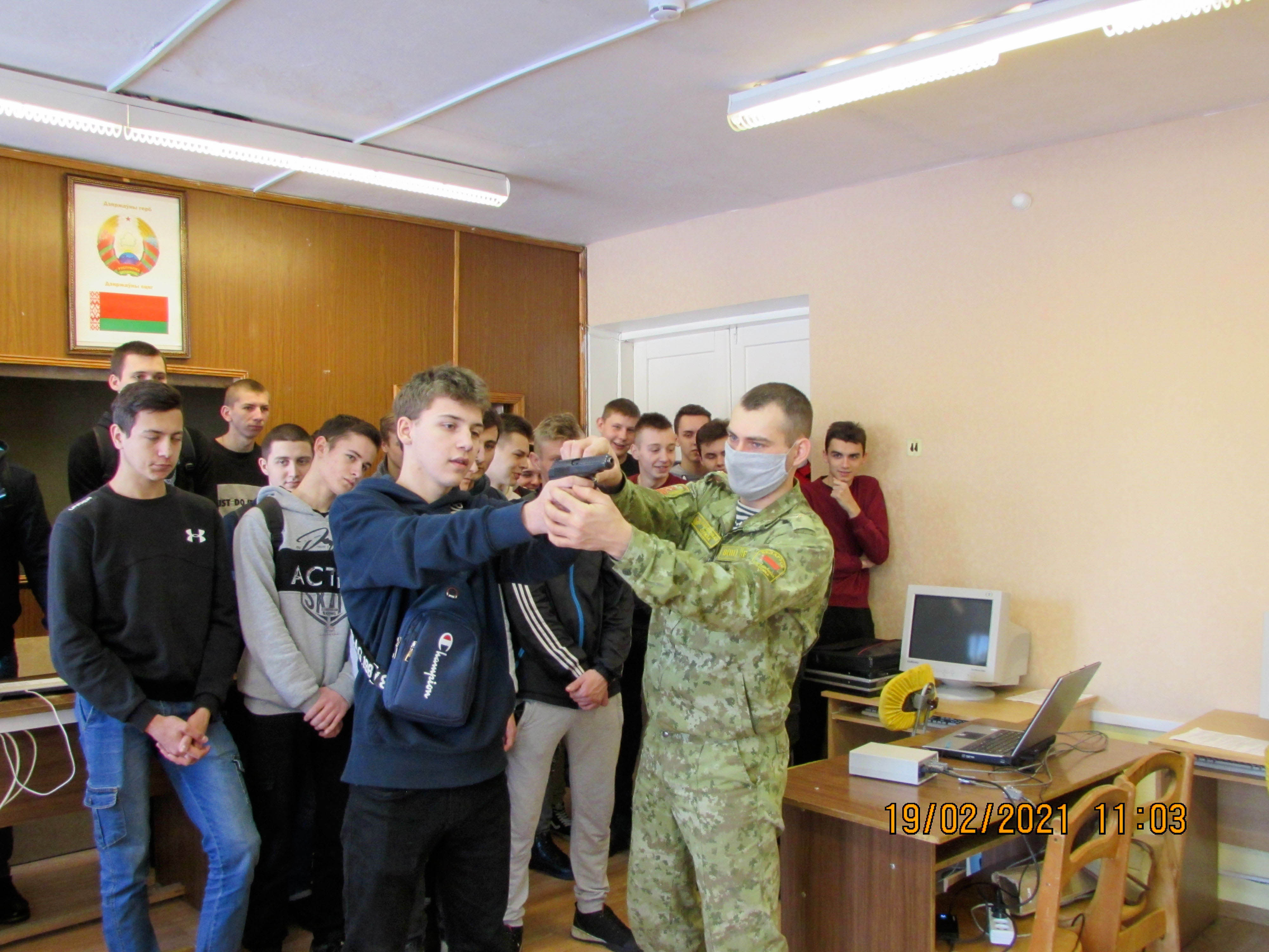 Выставка стрелкового оружия фото 3