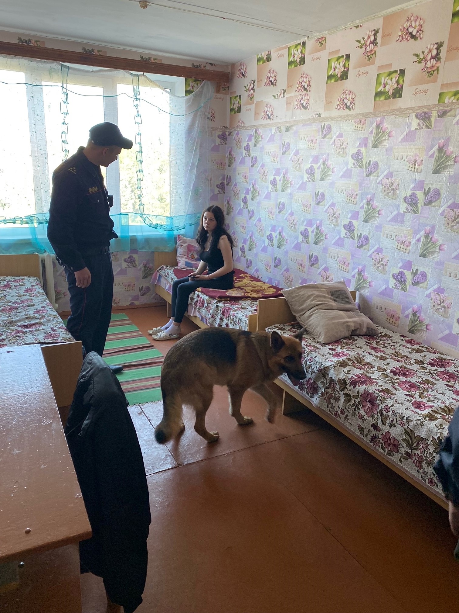 Рейд в общежитии лицея фото 2