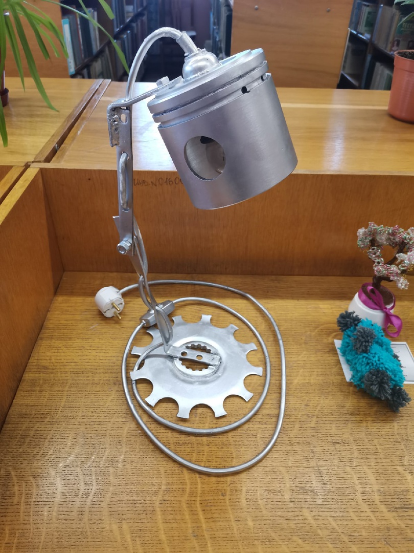 Лицейская выставка фото 8