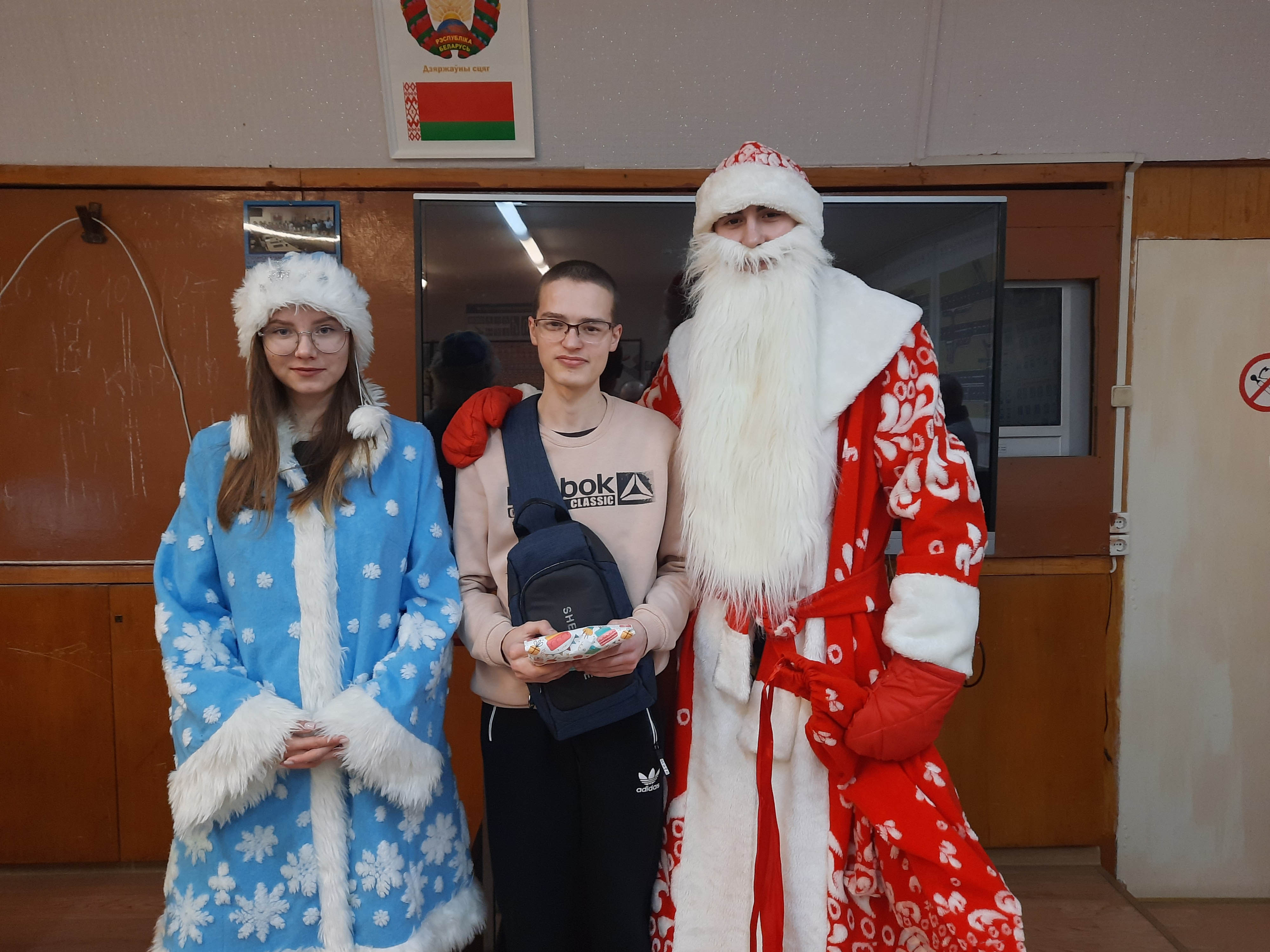 Бесплатная новогодняя лотерея фото 7