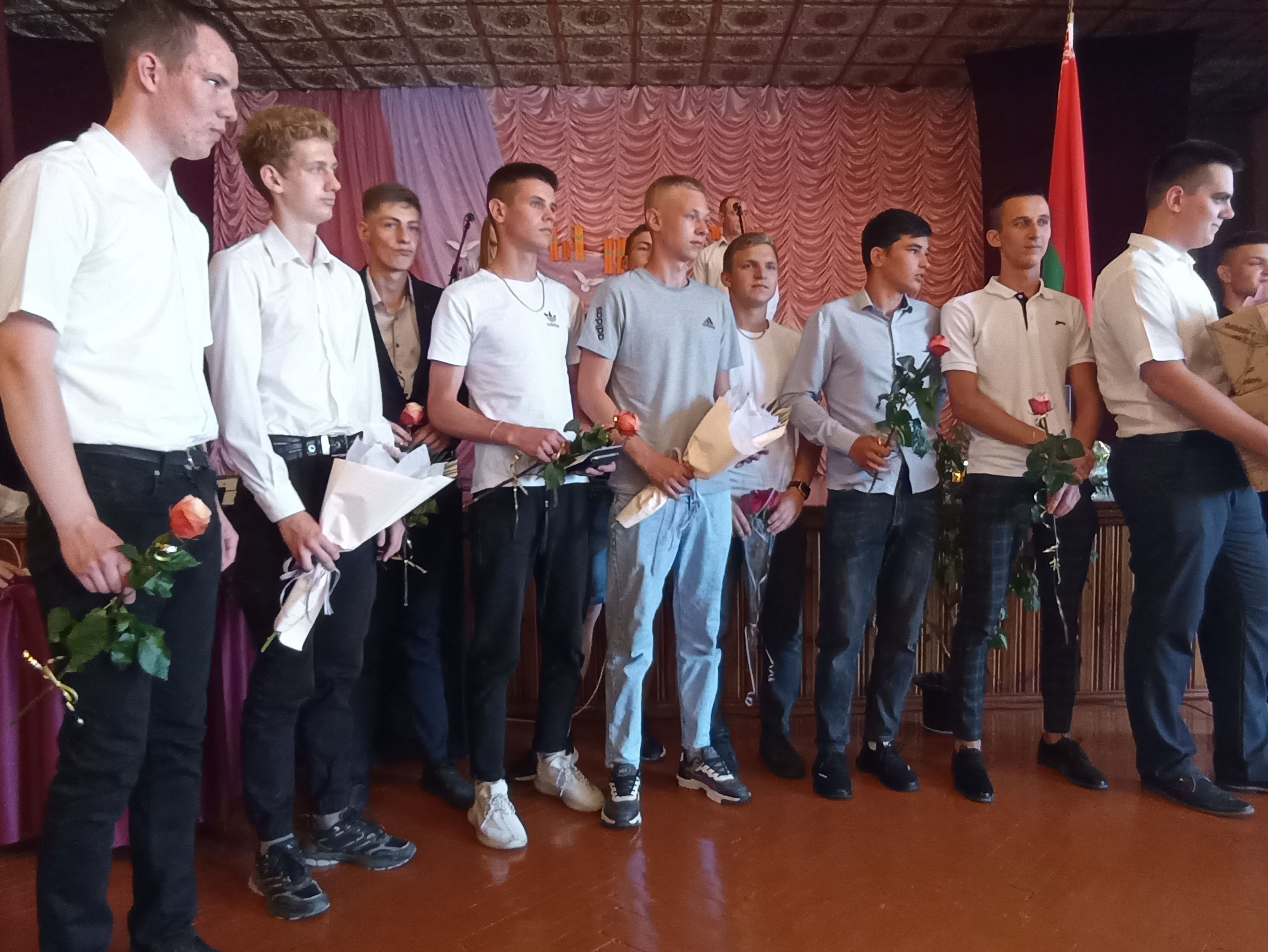 Вручение дипломов фото 3