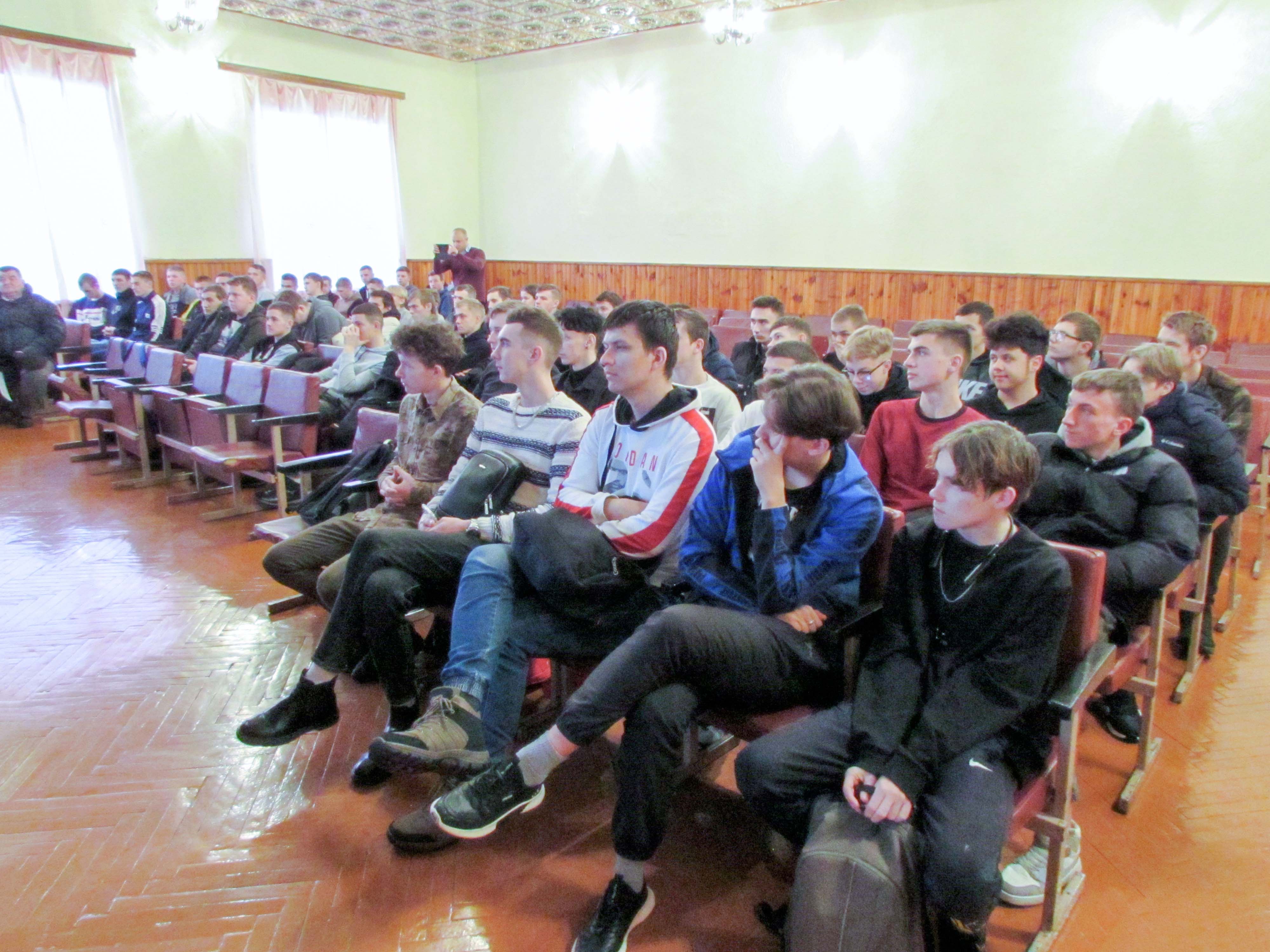 Выступление военного комиссара фото 1