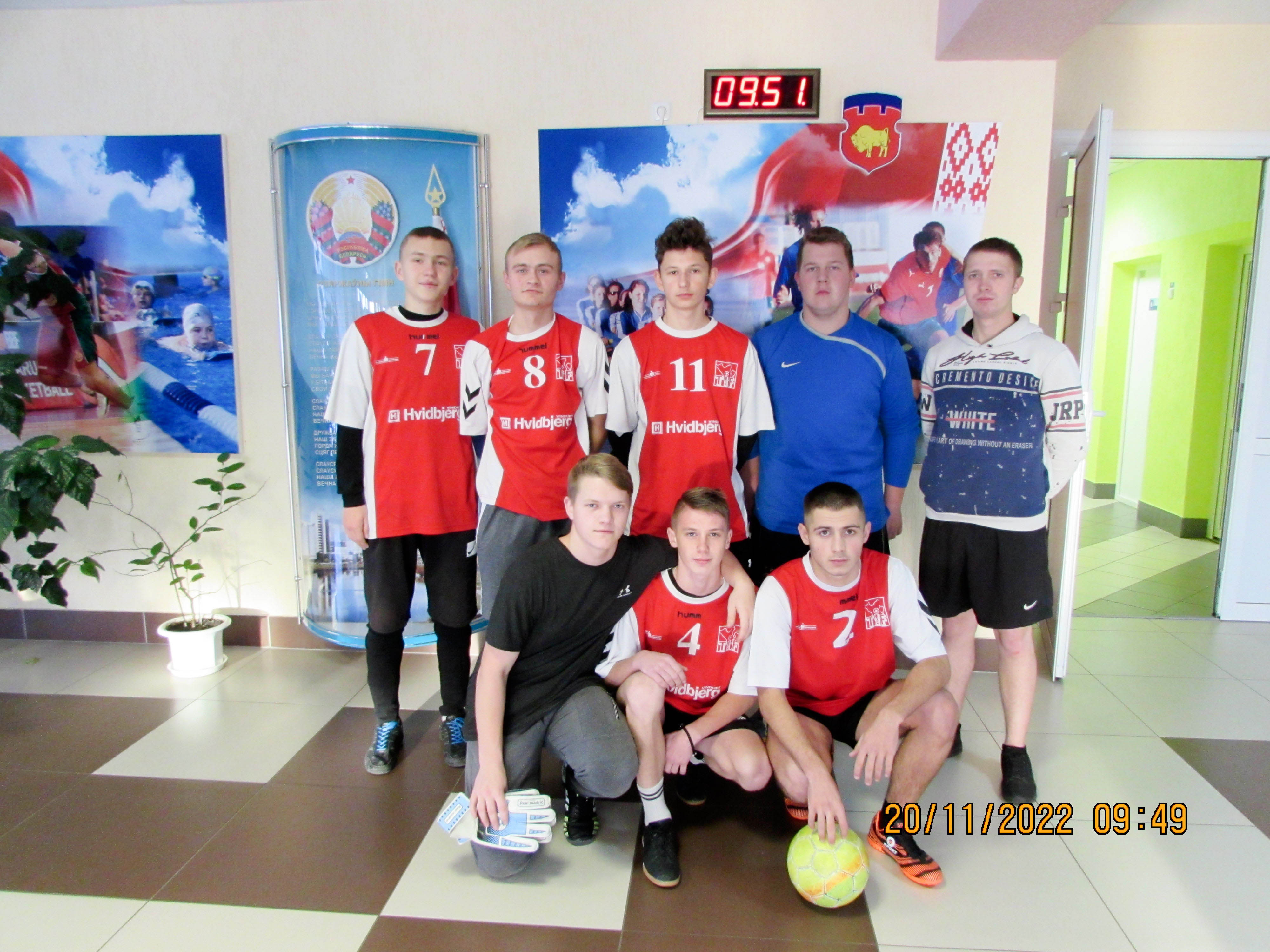 Турнир по мини-футболу фото 1