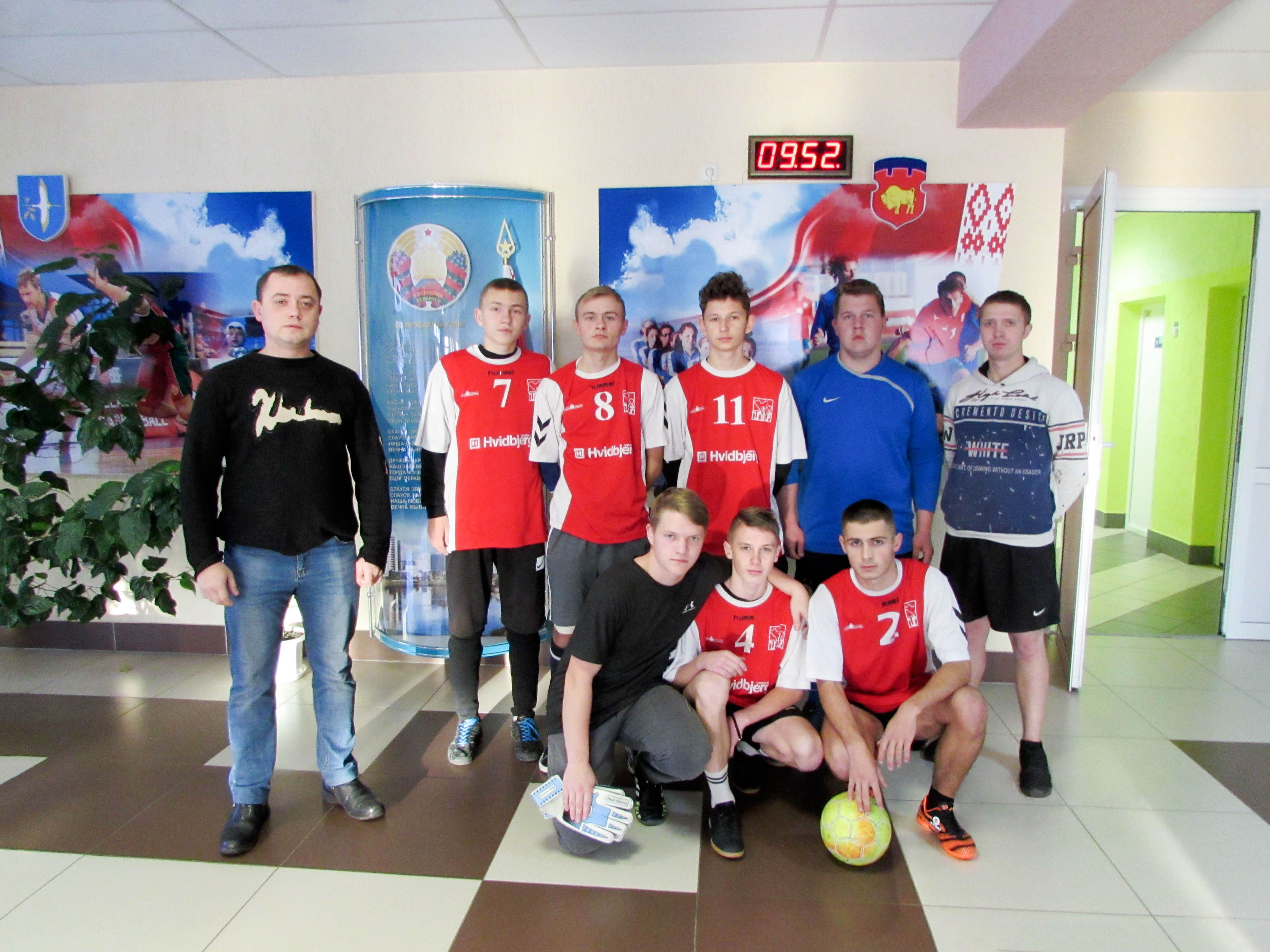 Турнир по мини-футболу фото 2