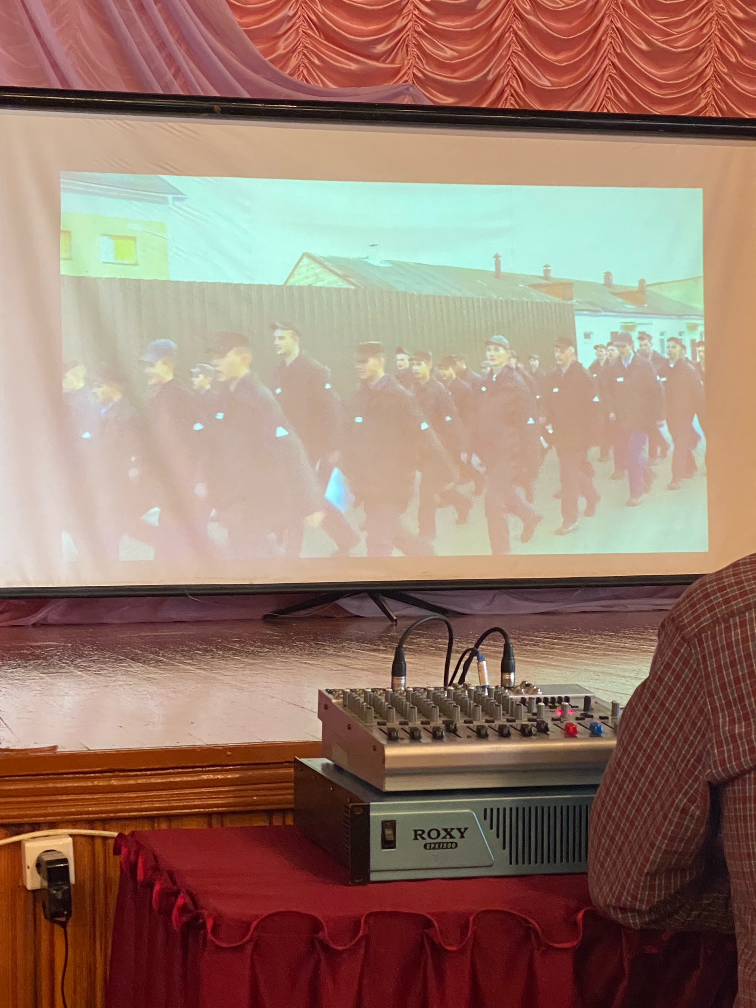 Круглый стол с участием представителей КДН, РОВД, ГАИ фото 7