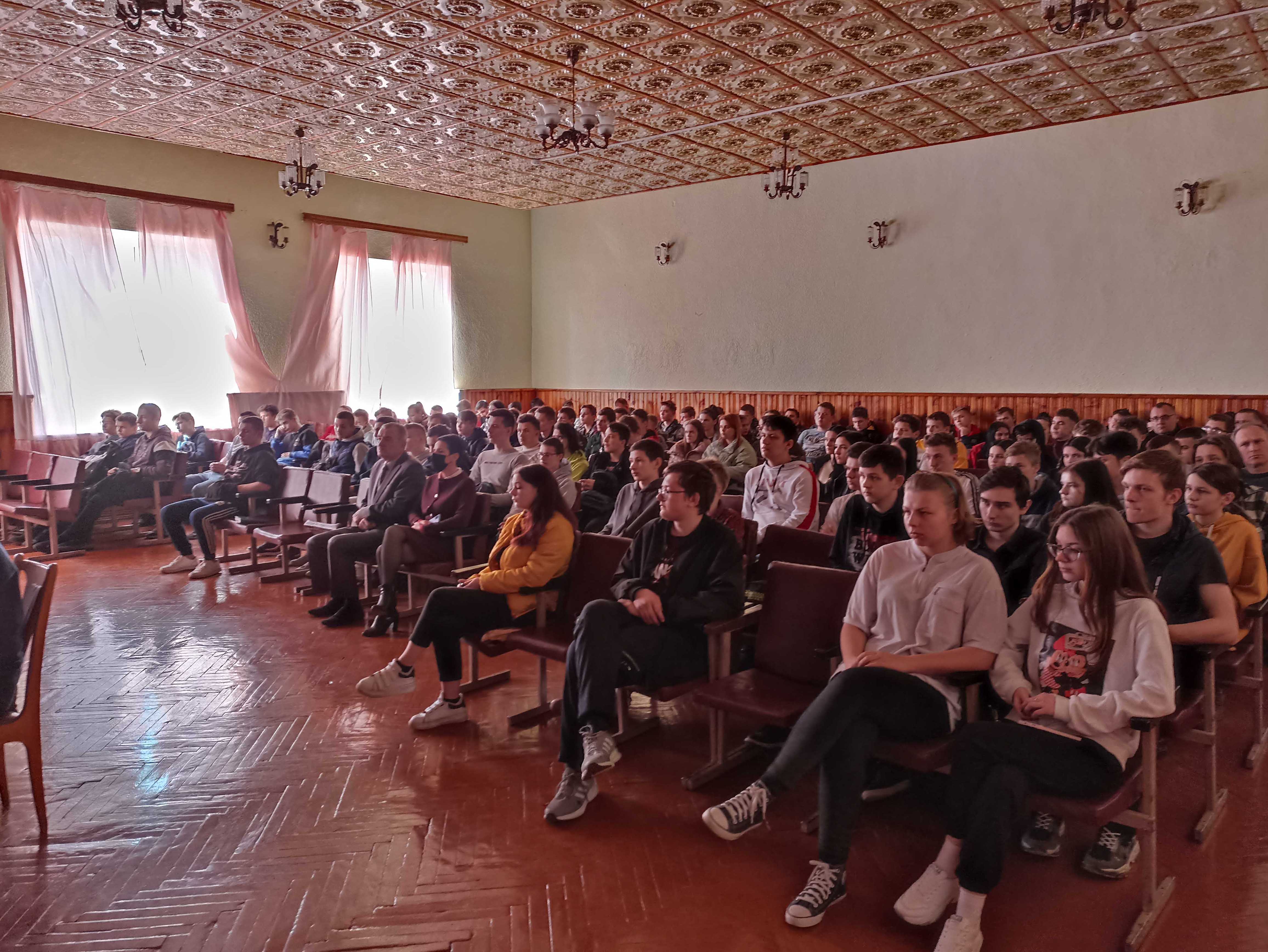 Единый урок на тему О чём звонят колокола Хатыни фото 1