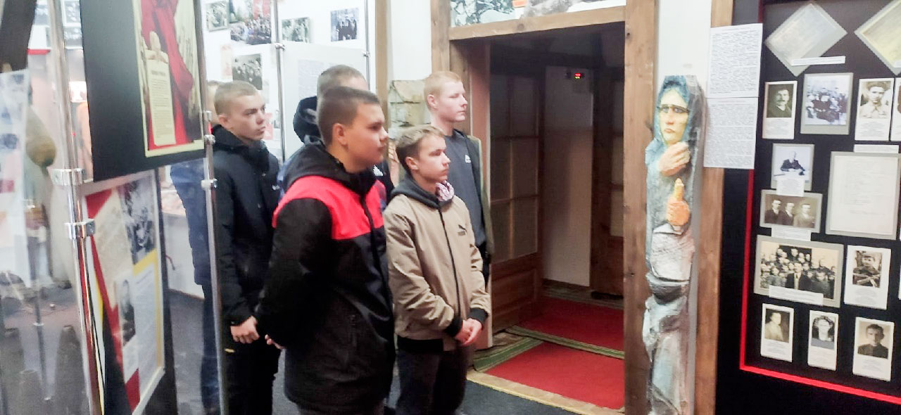 Посещение Столинского краеведческого музея фото 2