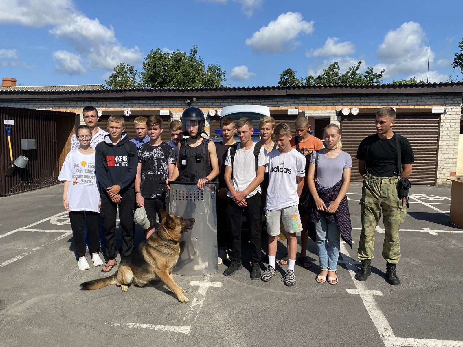 Посещение департамента охраны МВД фото 3