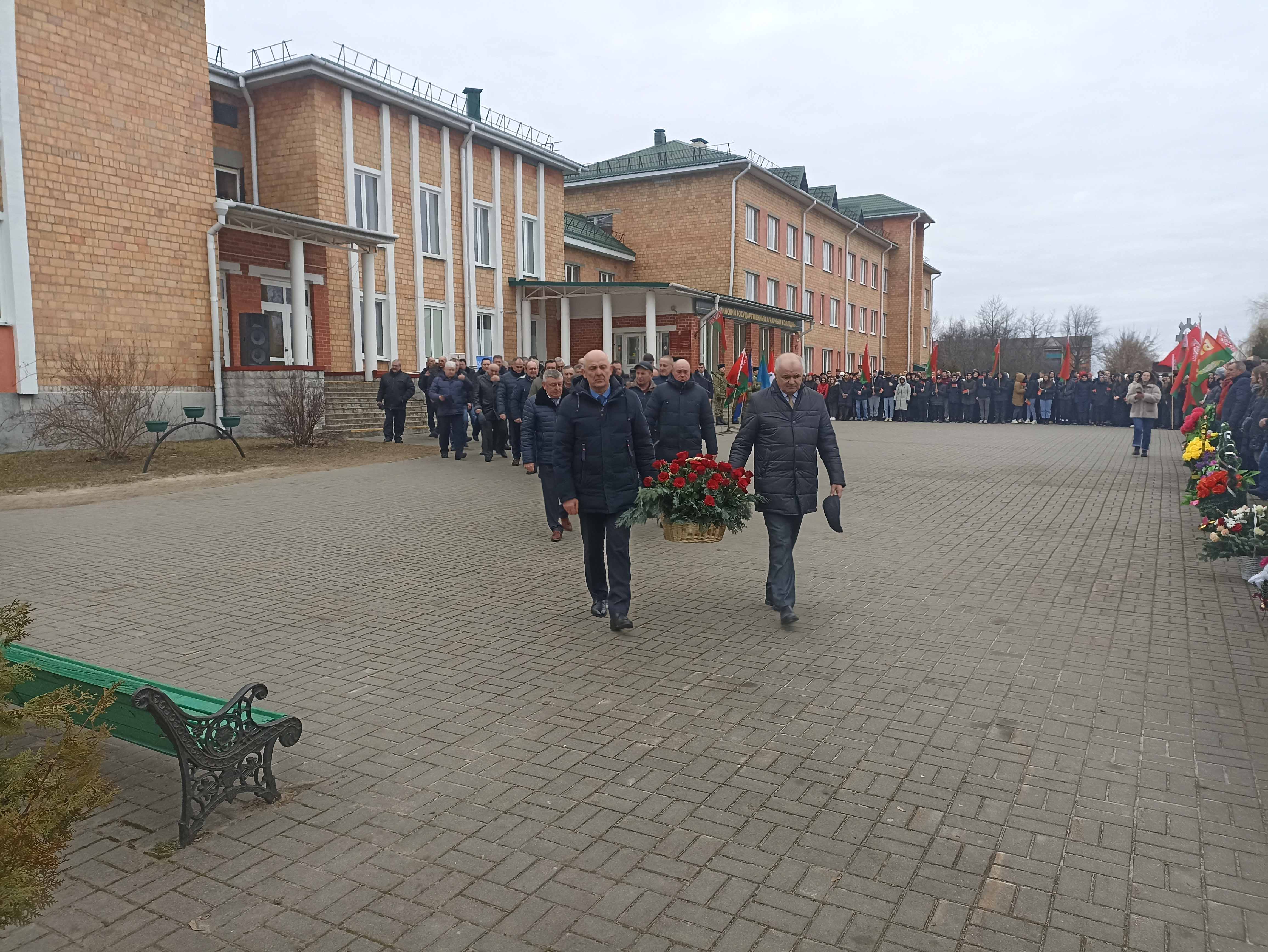 Митинг, посвящённый годовщине вывода войск из Республики Афганистан фото 12