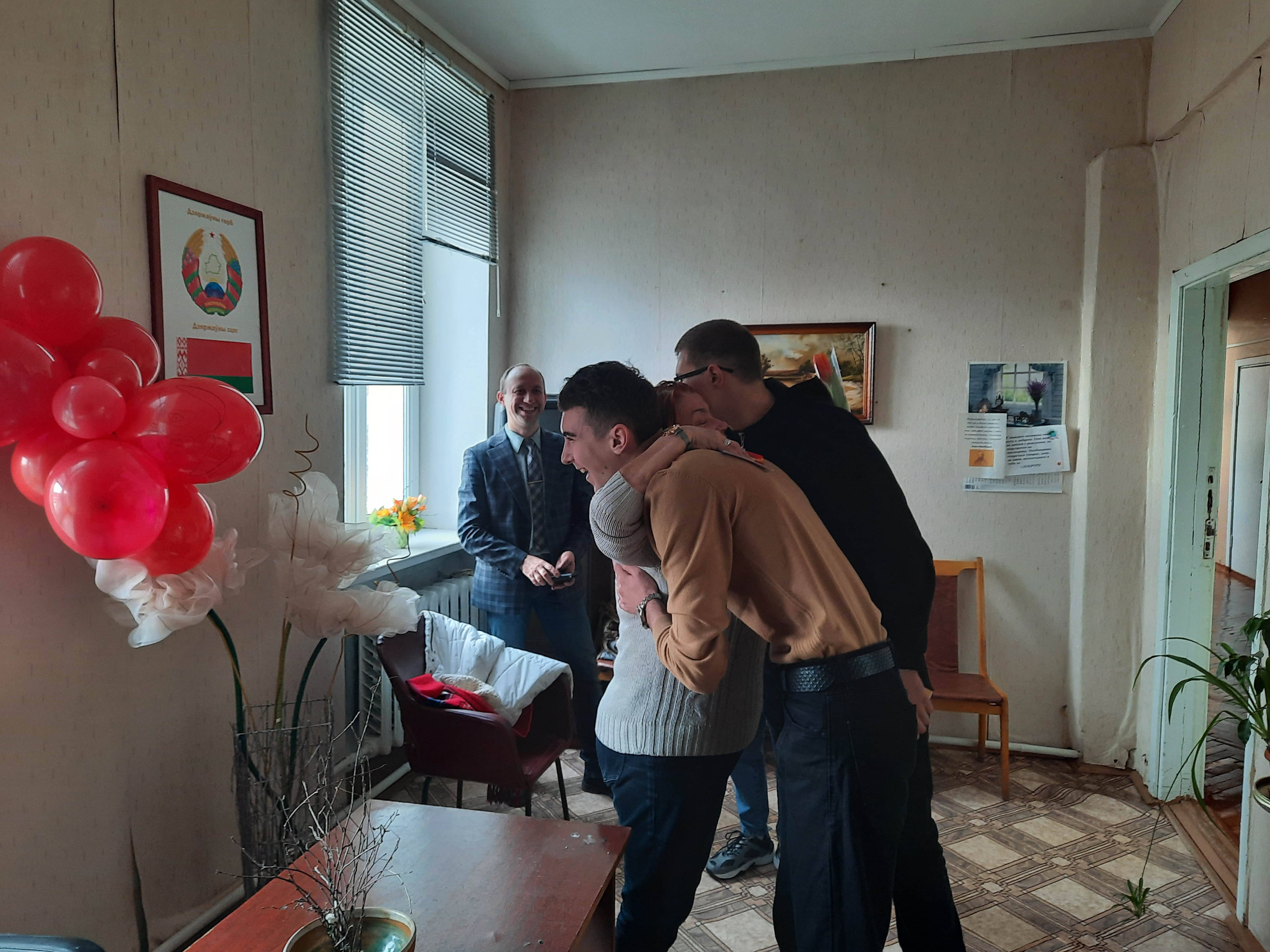 Поздравление преподавателей и мастеров колледжа с международным женским днём фото 2