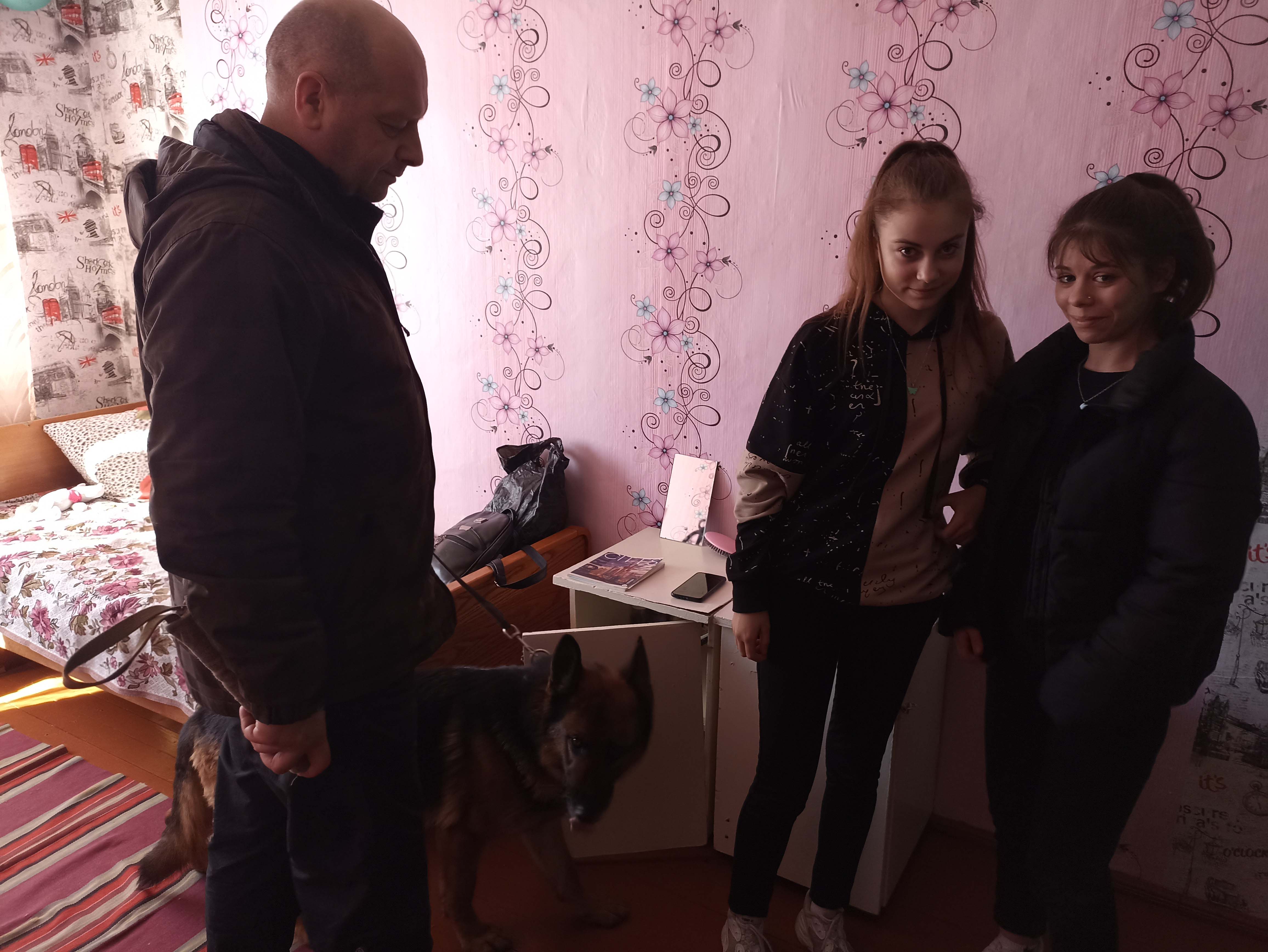 Рейд на выявление и хранение запрещённых веществ фото 2