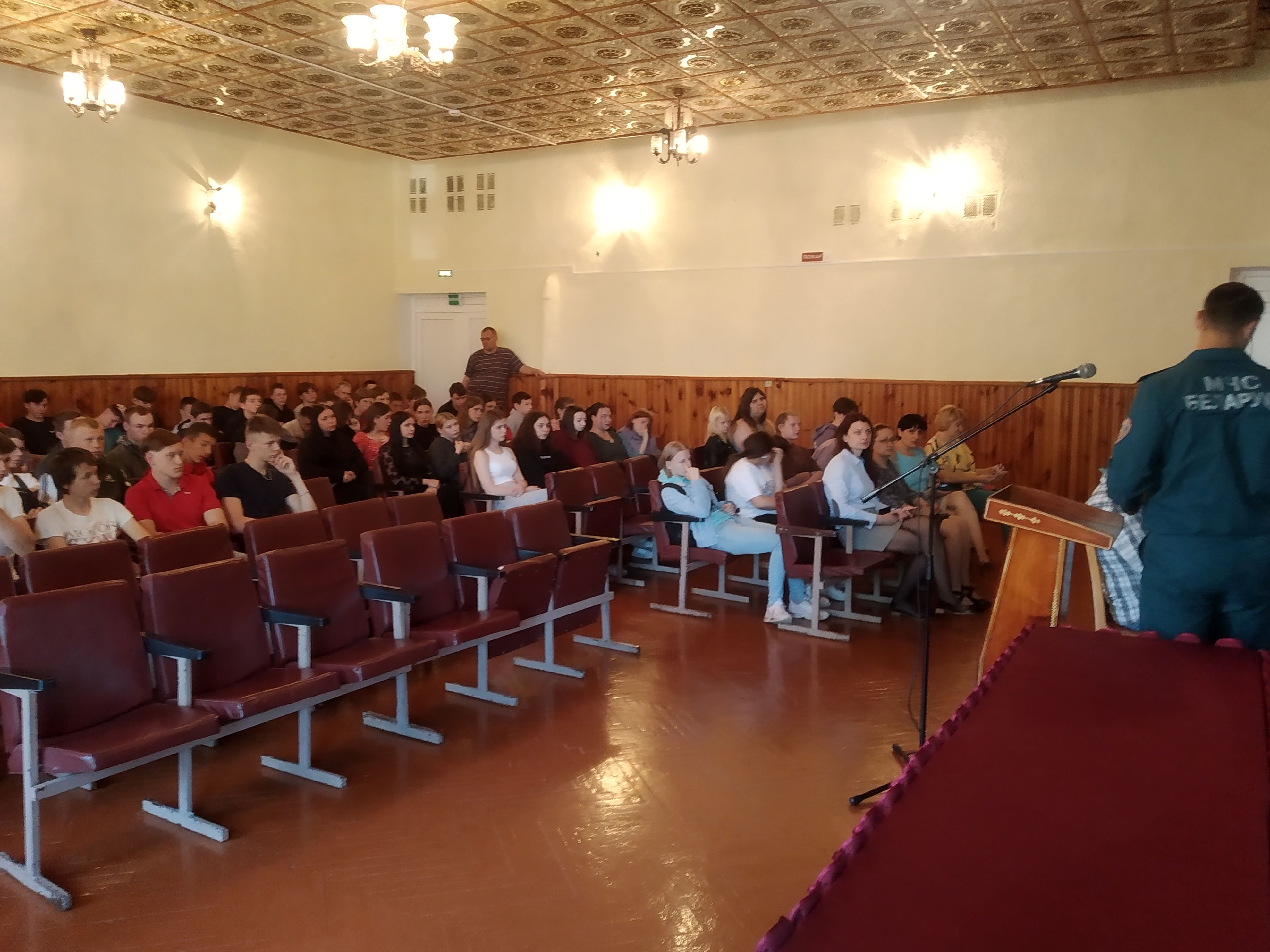 Встреча с представителем МЧС фото 2