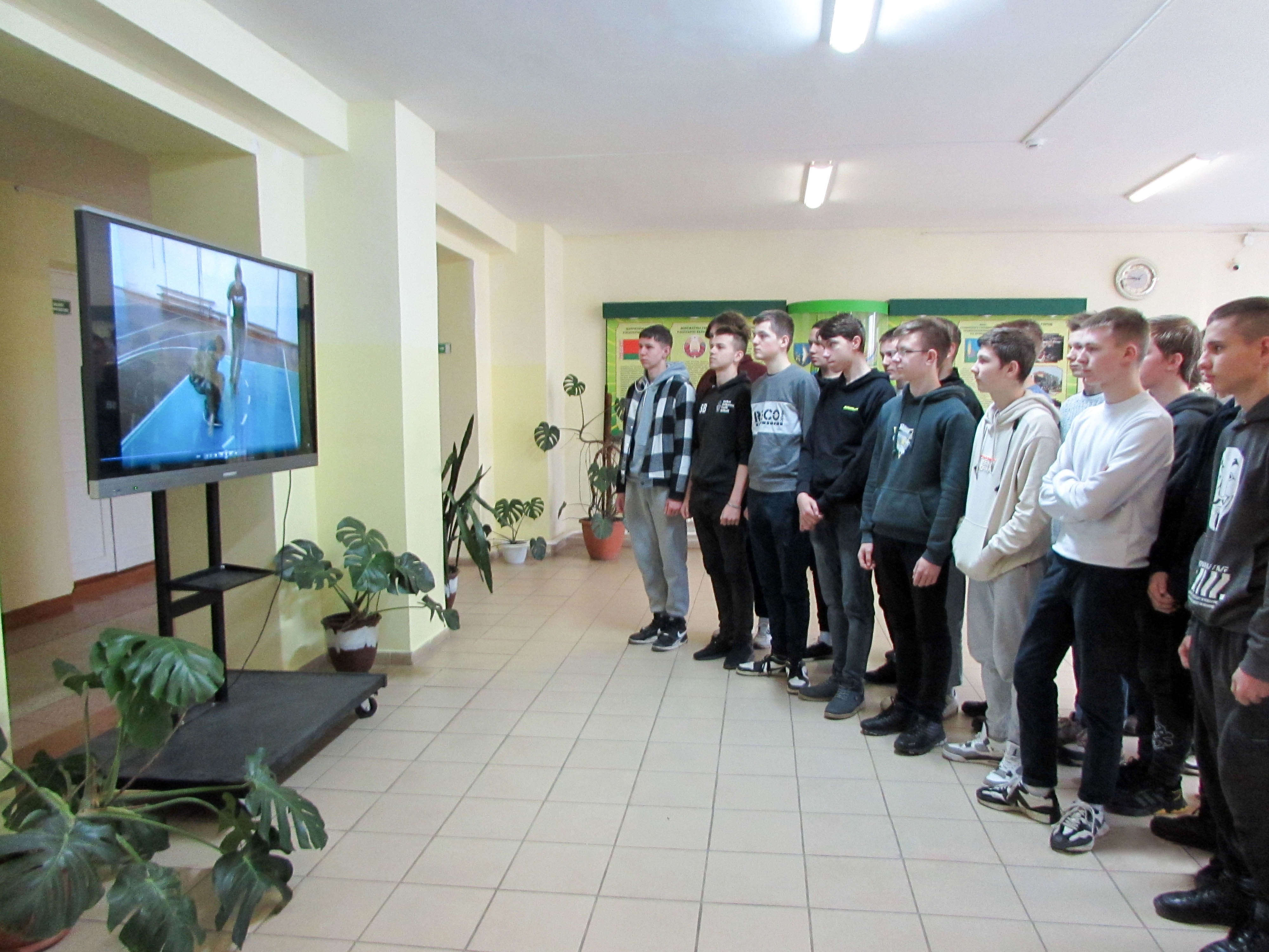 Мероприятие, завершившее неделю военно-патриотического и интернационального воспитания фото 3