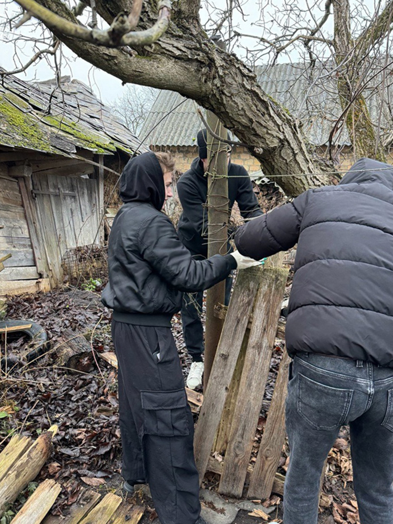 Поздравление и помощь одинокой жительнице фото 12