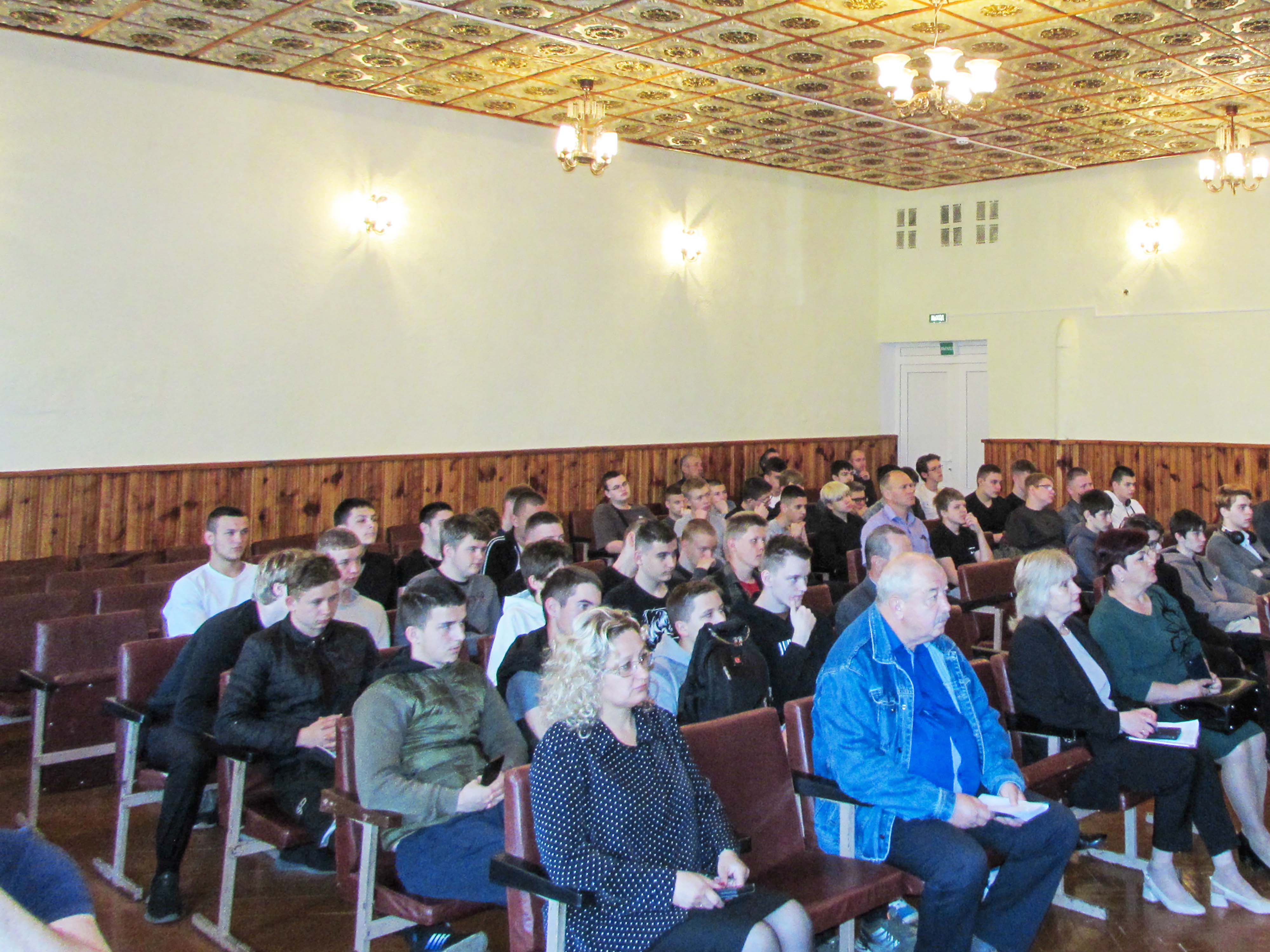 Кураторский час на тему Помніць дзеля будучыні фото 3