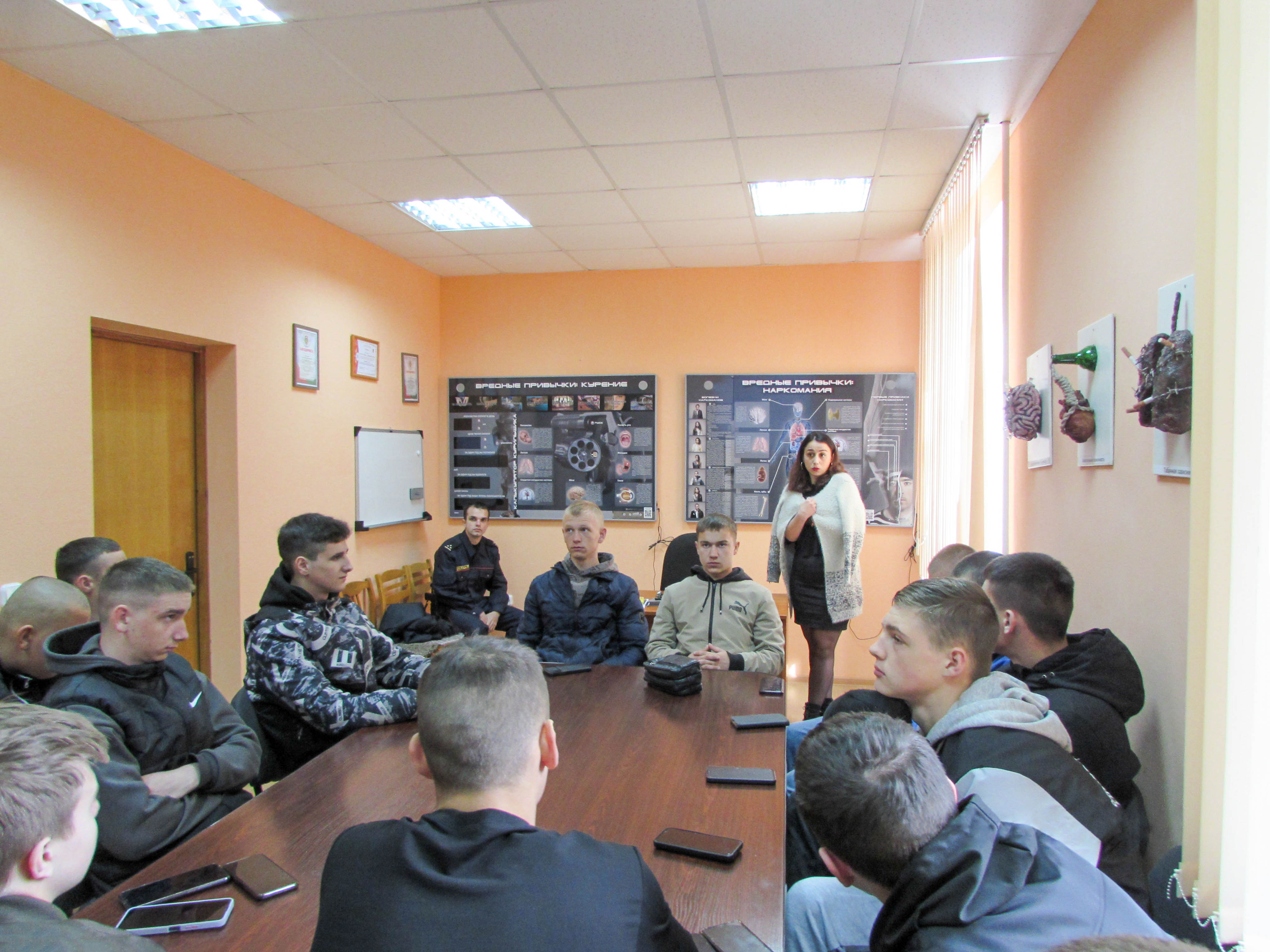 Экскурсия в зональный центр гигиены и эпидемиологии фото 3