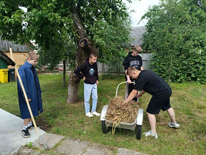 Оказание помощи фото 2