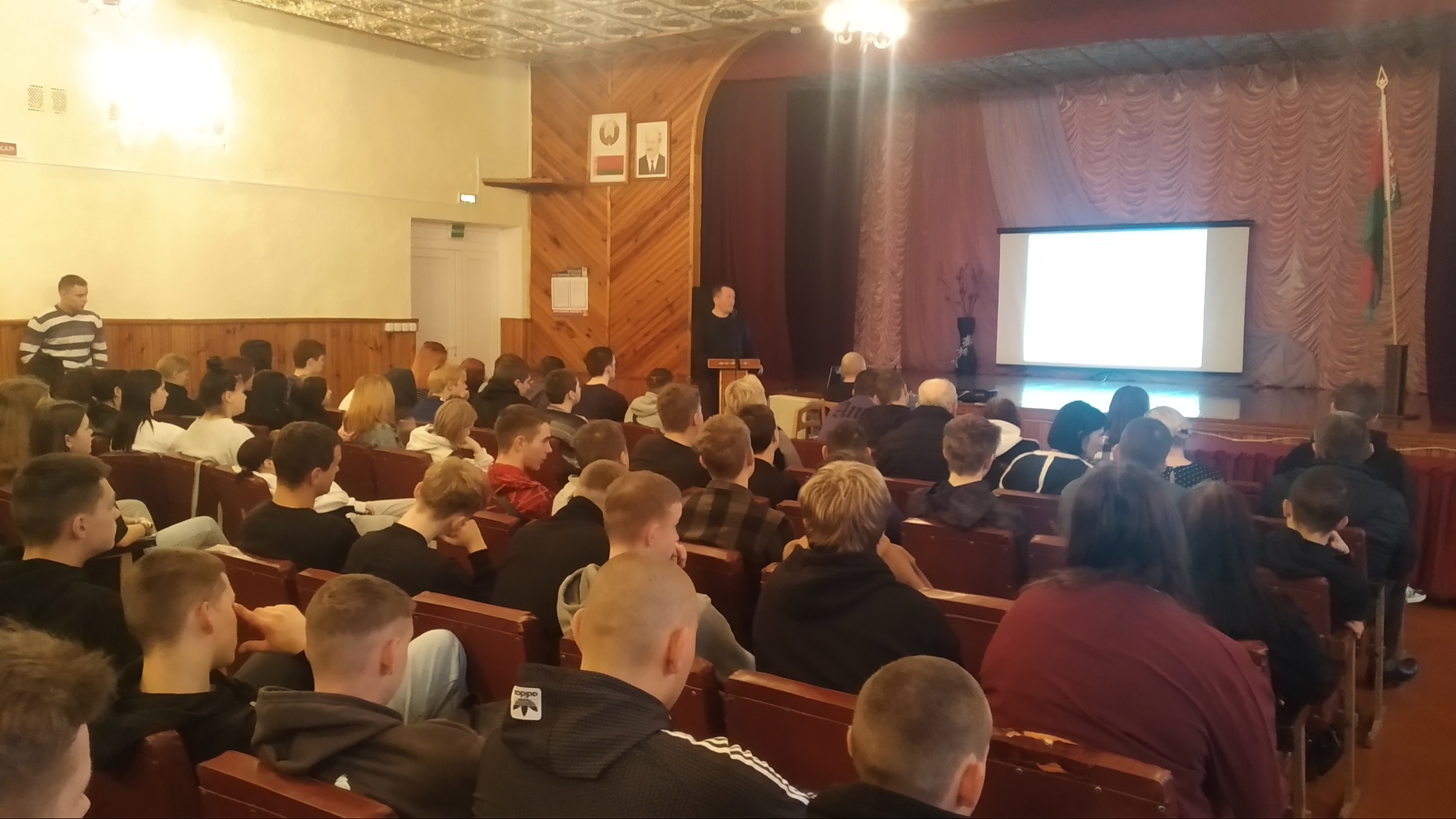 Информационный час на тему Права и обязанности пешехода фото 2