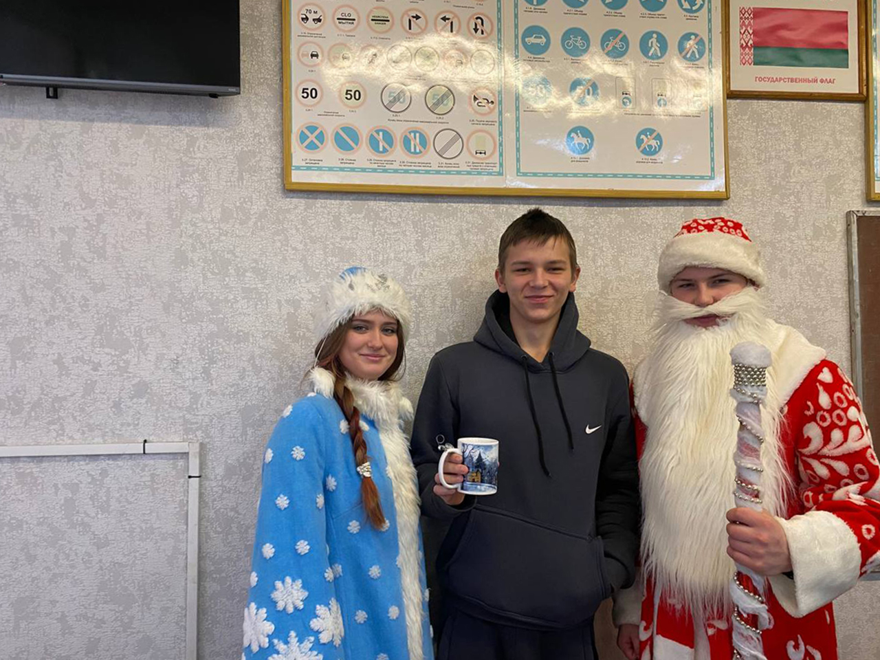 Новогодняя лотерея фото 14