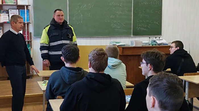 Напоминание об основных правилах поведения на дорогах фото 4