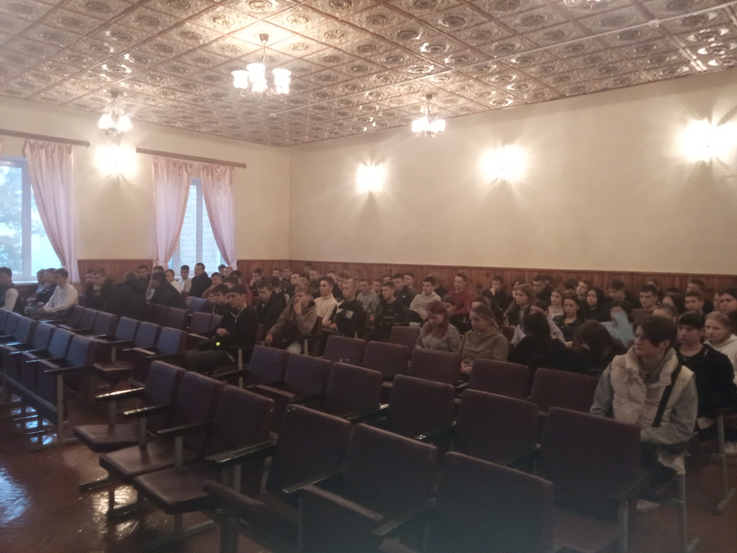 Выступление заместителя коменданта фото 2