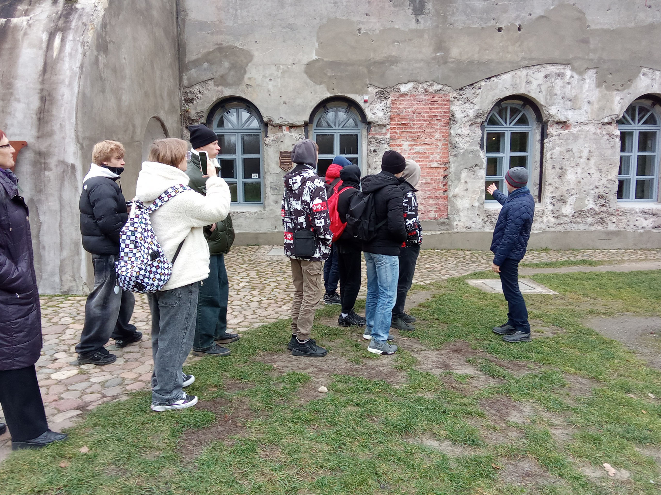 Посещение мемориального комплекса фото 11