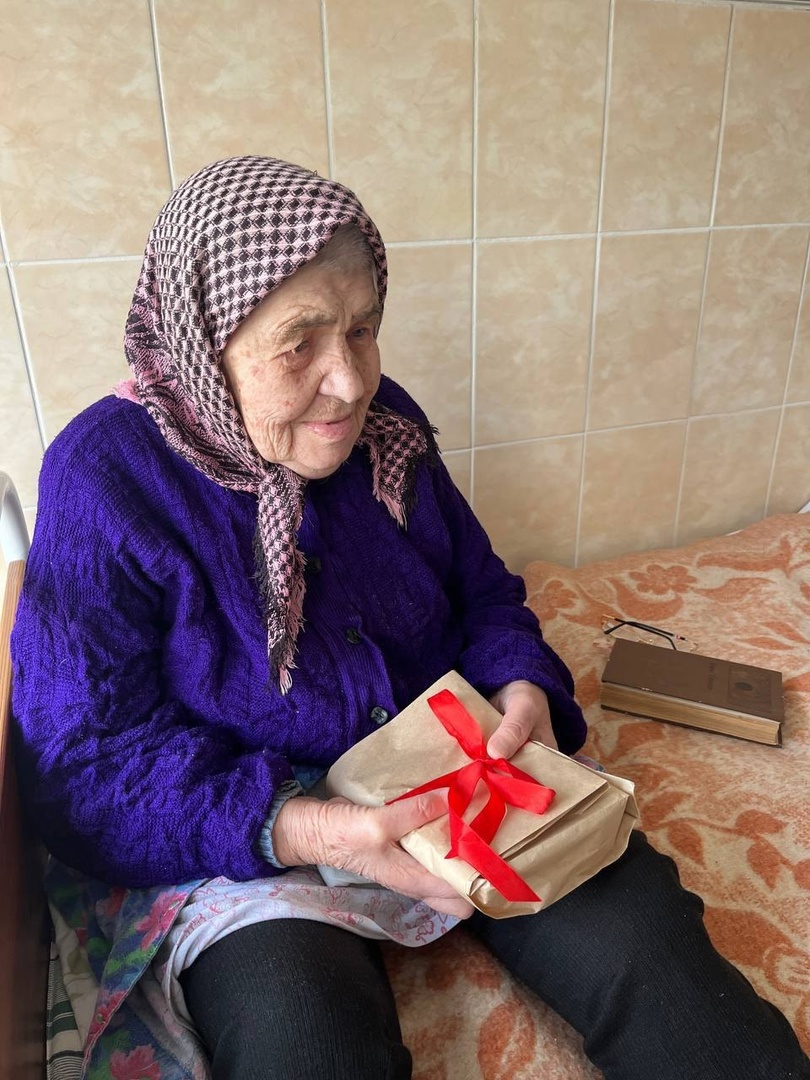 Поздравление бабушек из больницы фото 5