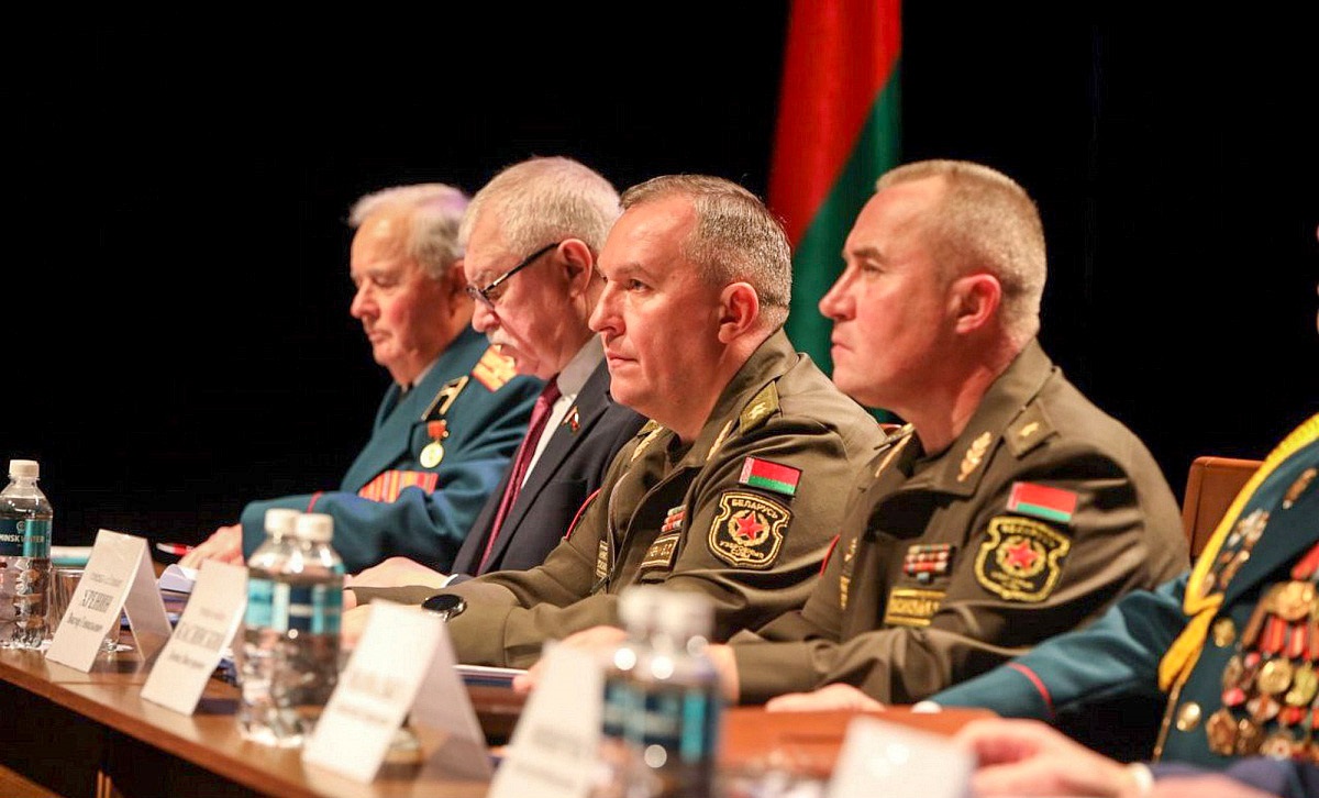 Съезд общественного объединения Белоруский союз офицеров фото 1