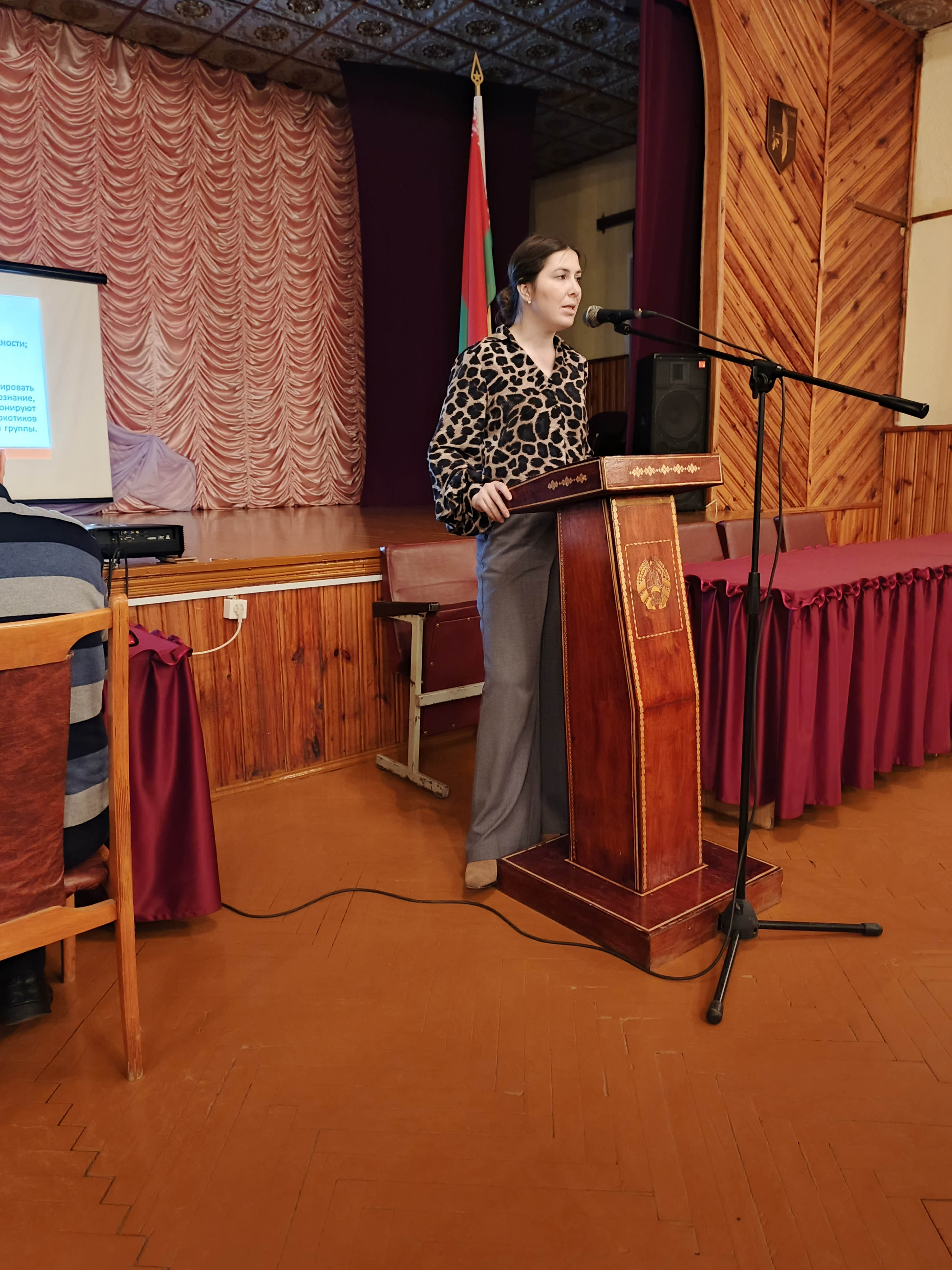 Встреча с представителями молодёжного парламента фото 4