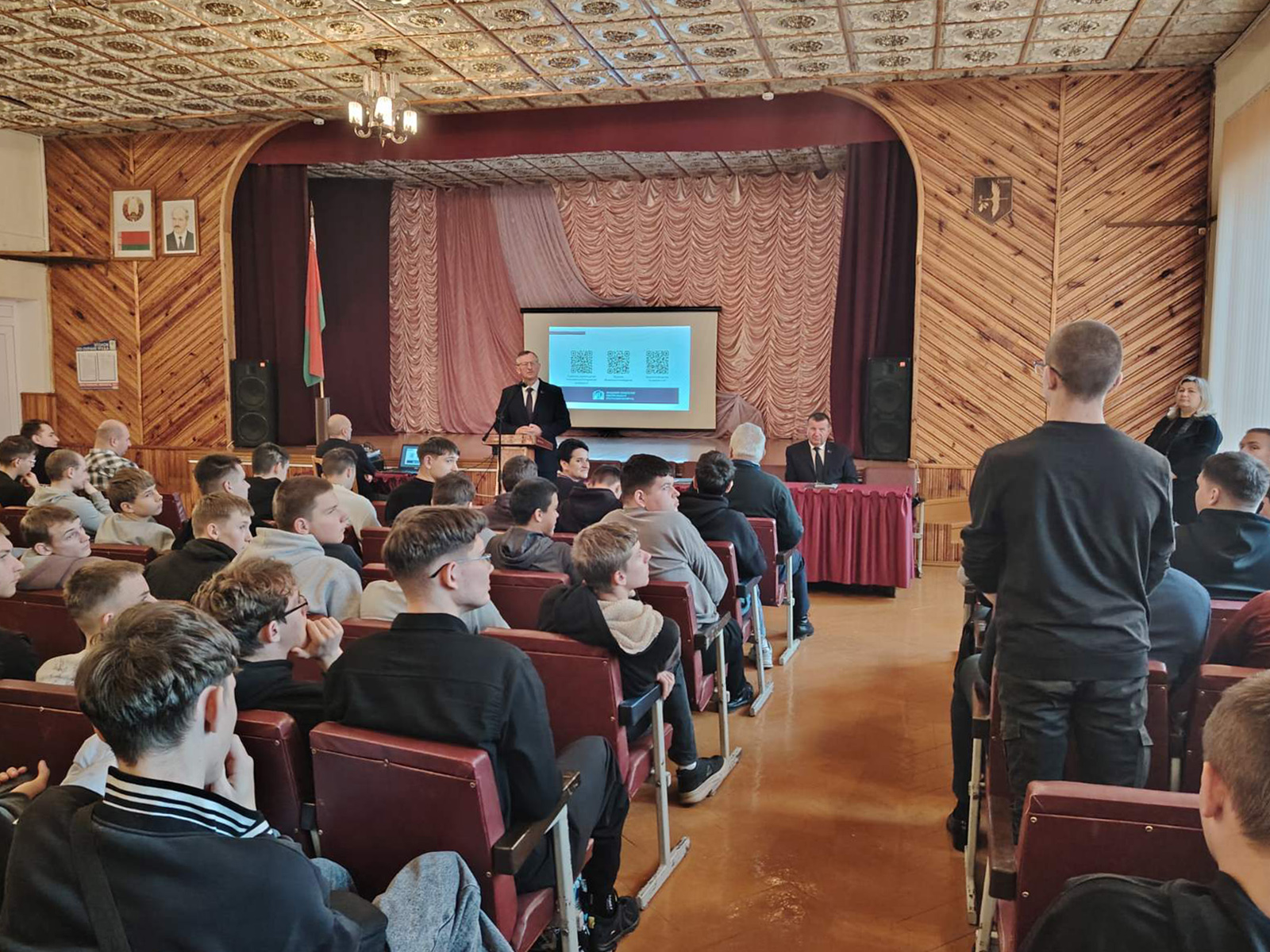 Встреча с первым заместителем председателя облисполкома фото 2