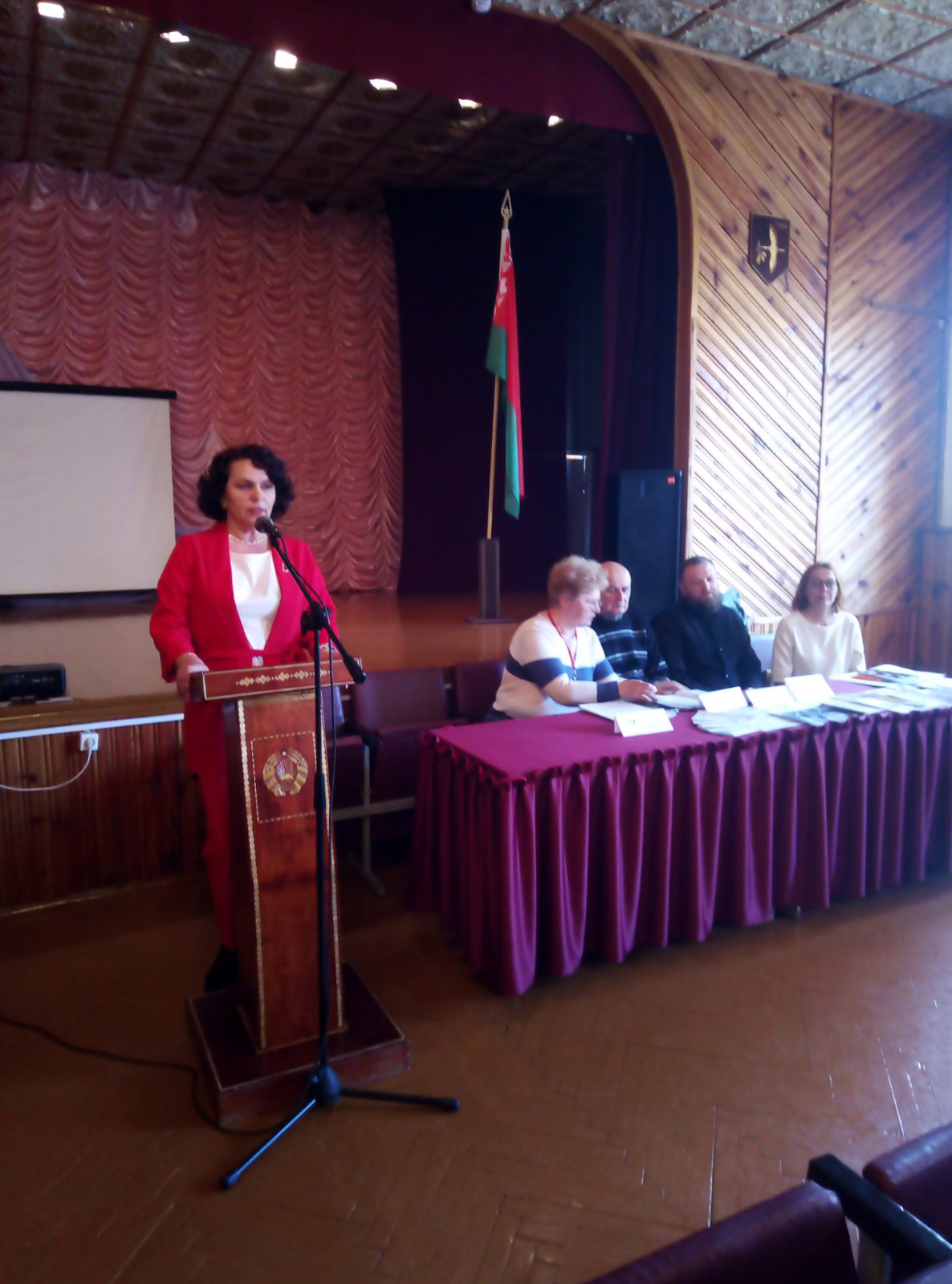 Круглый стол Семья - высочайшая ценность. Материнство и отцовство фото 5