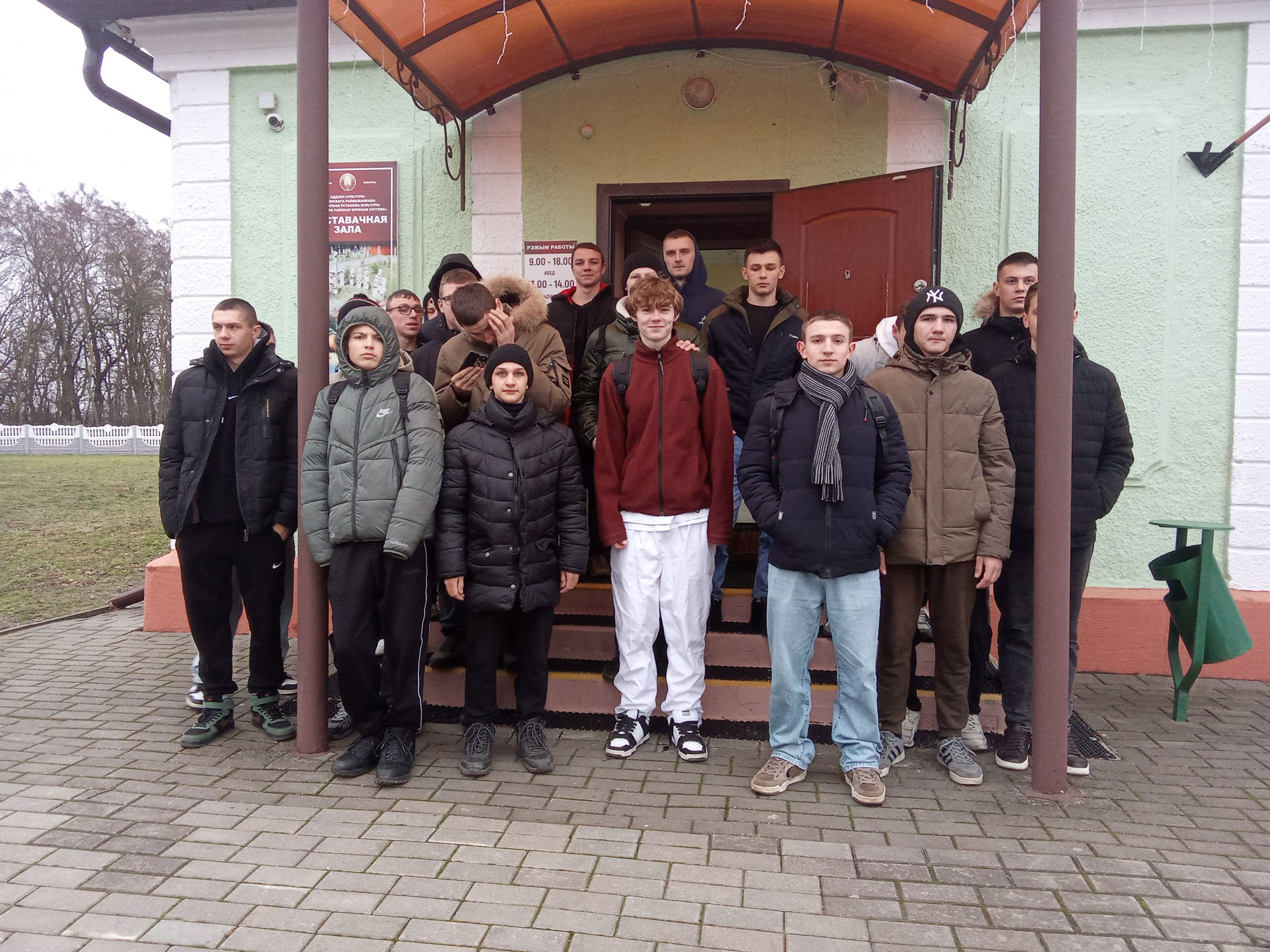 Посещение выставочного зала фото 1