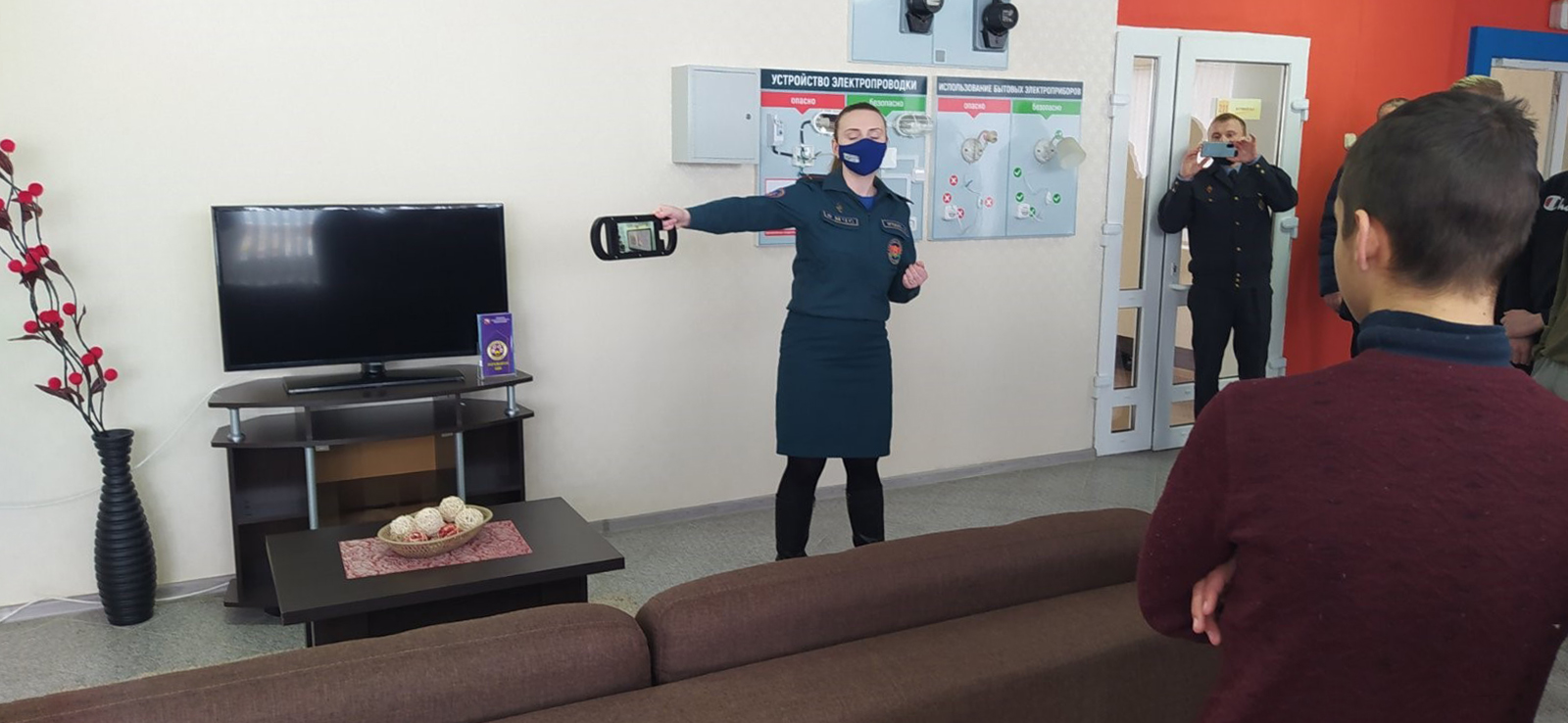 Посещение Центра безопасности Столинского РОЧС фото 2