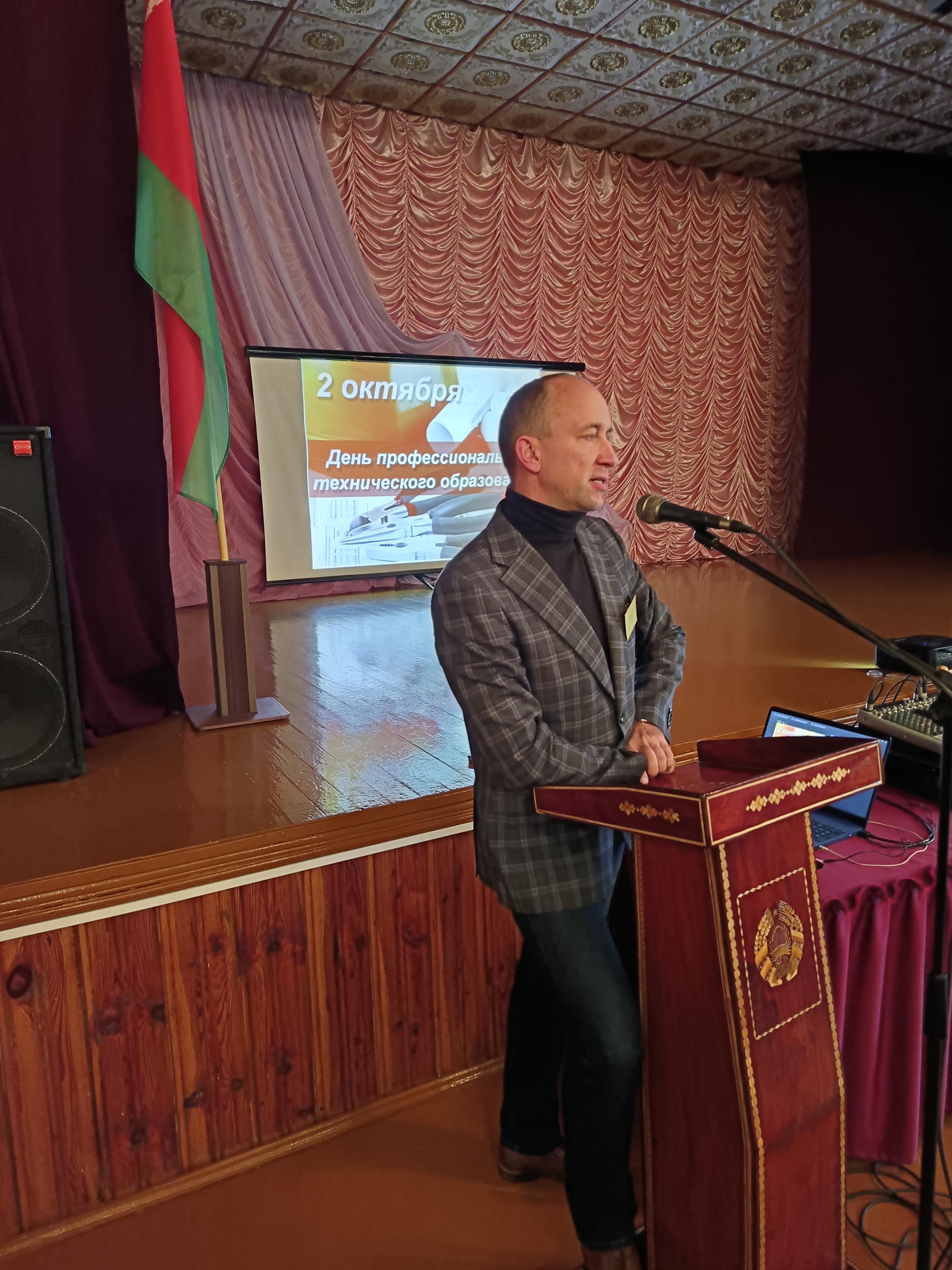 Информационный час Труд и профессия в жизни человека фото 2