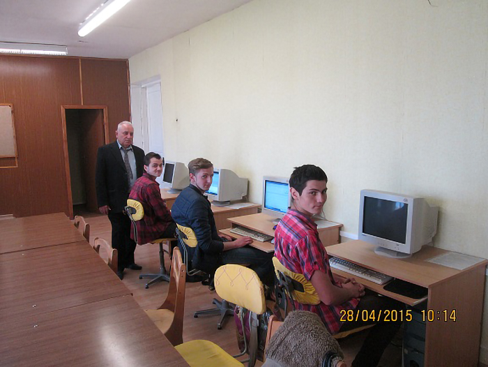 Конкурс Электромонтёр по ремонту и обслуживанию электрооборудования 2015 фото 1